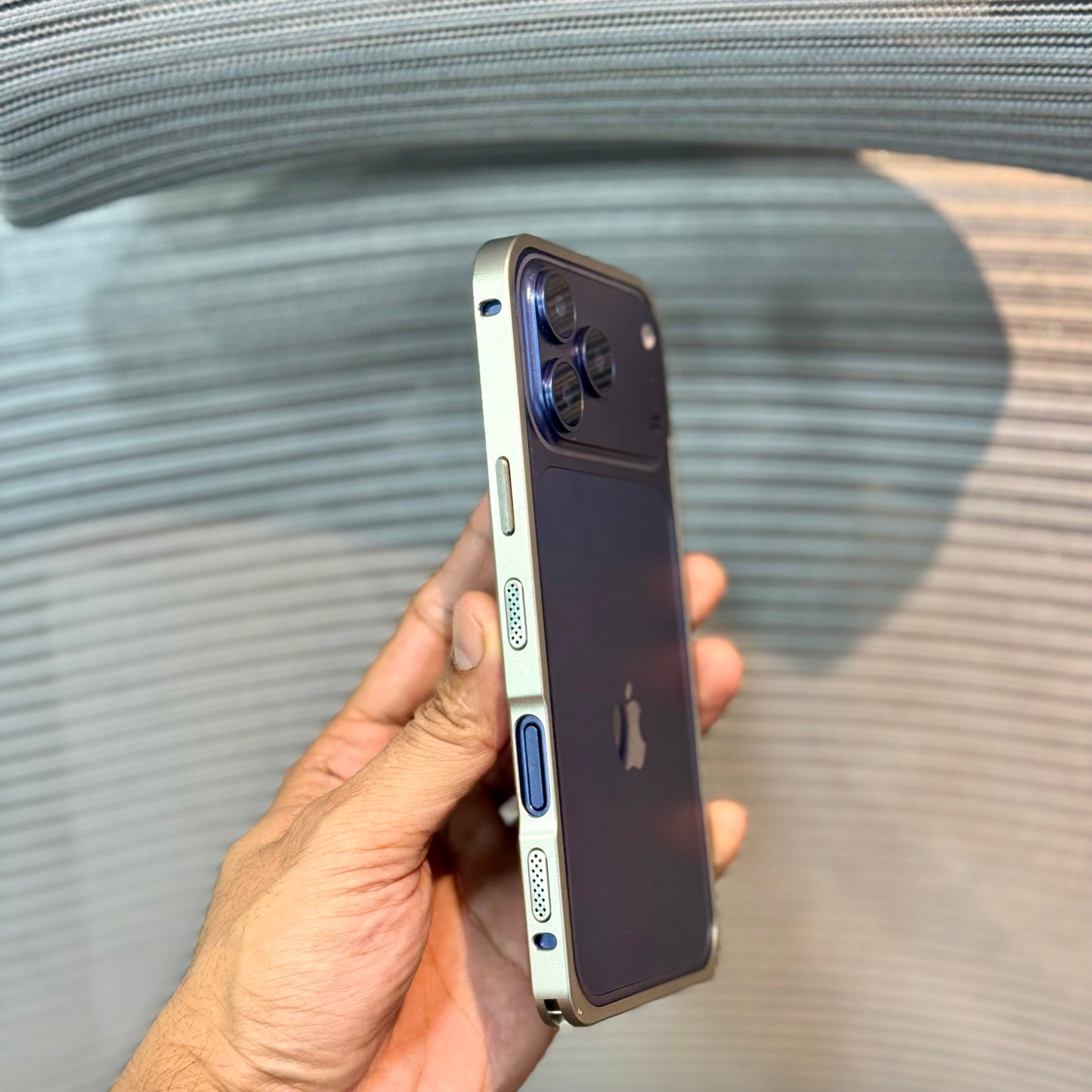 TitanBumper MagSafe iPhone 17 Pro Max Case