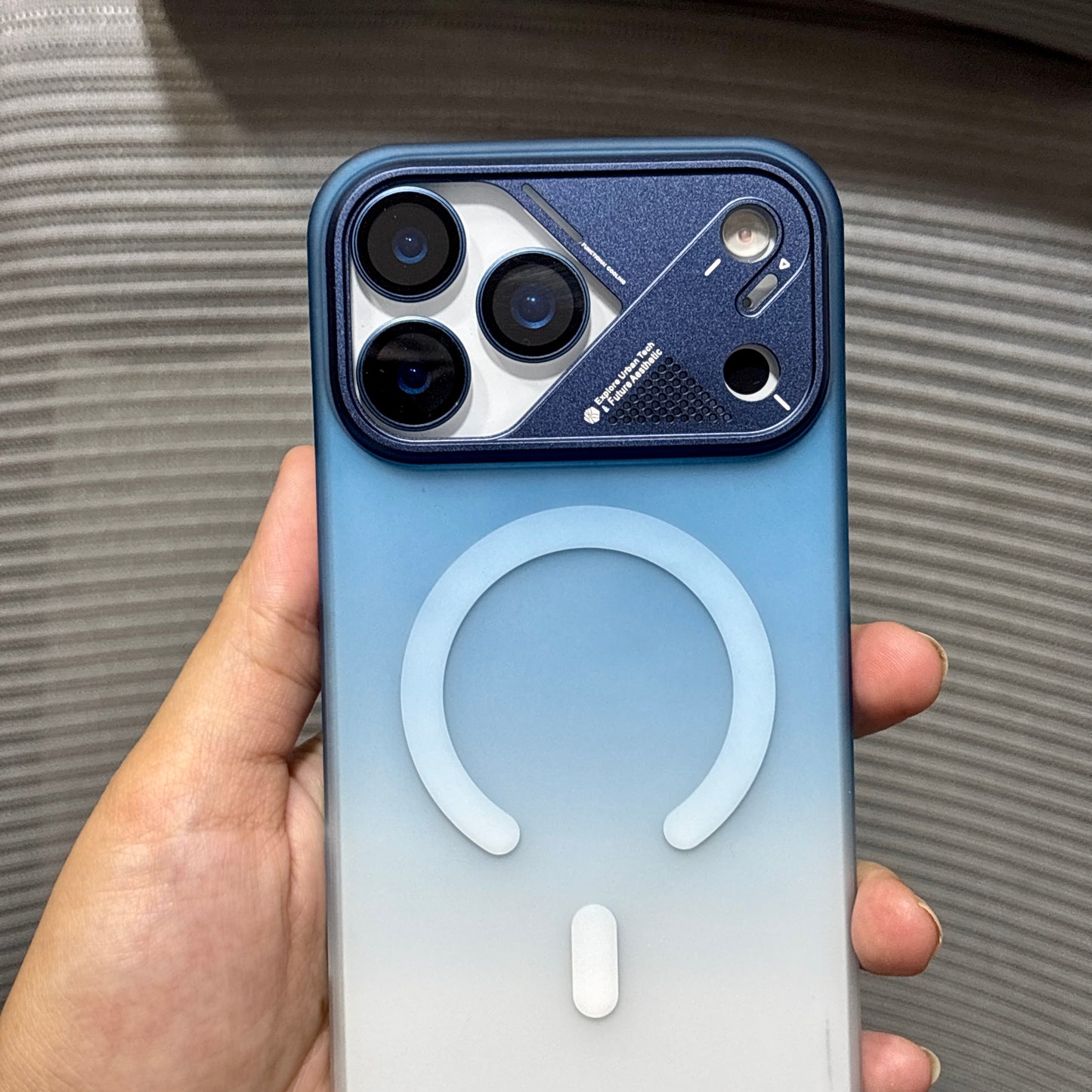 FrostVent MagSafe iPhone 17 Pro Max Case