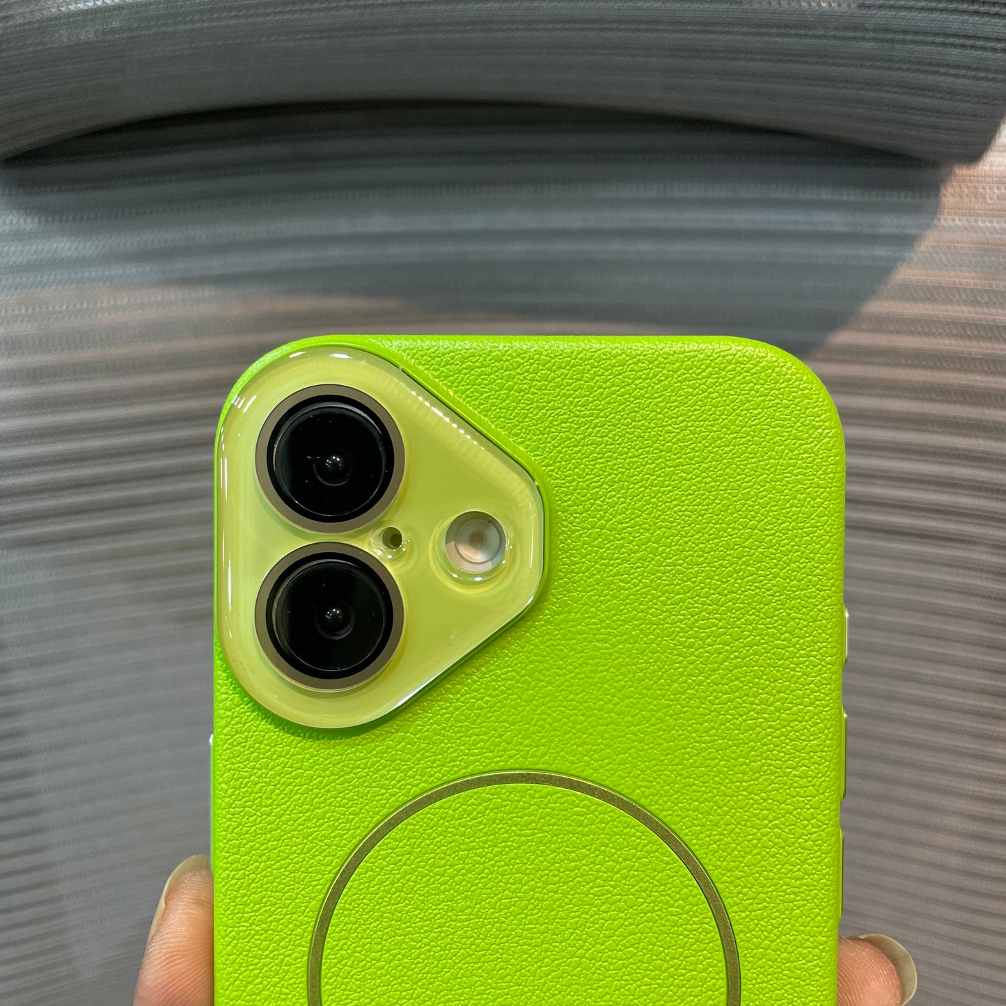 GrainVent MagSafe iPhone 14 Case