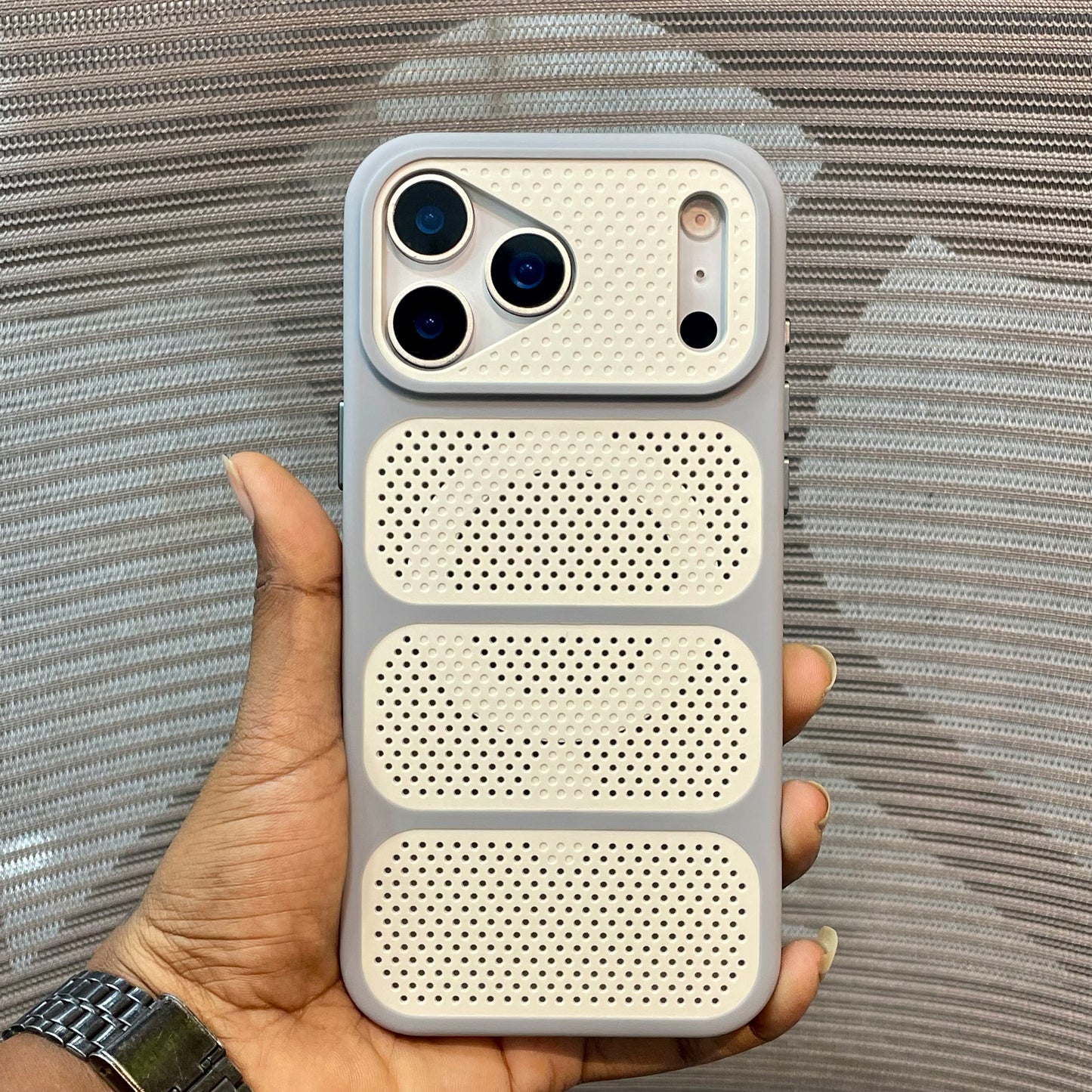 FusionDissipation MagSafe iPhone 17 Pro Case