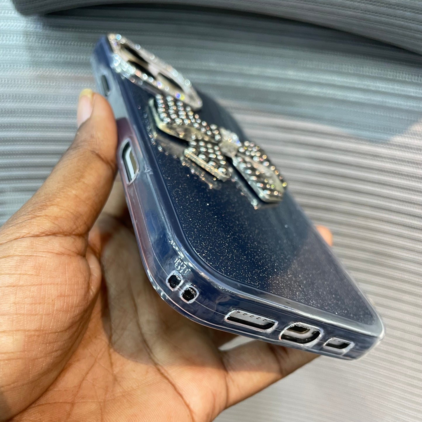 BowÉlite Glitter iPhone 15 & 16 Series Case