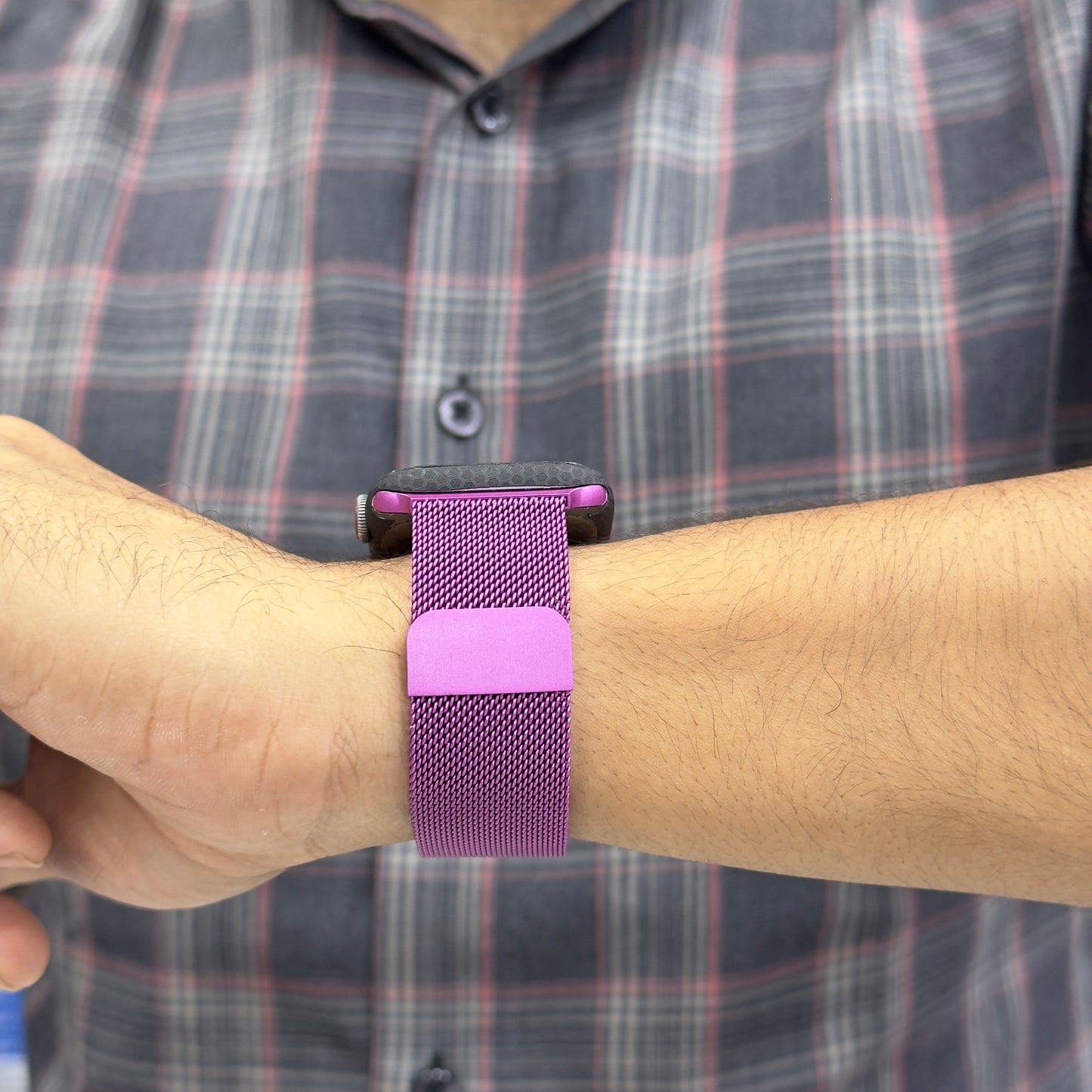 Magnetic Milanese Apple Watch Strap