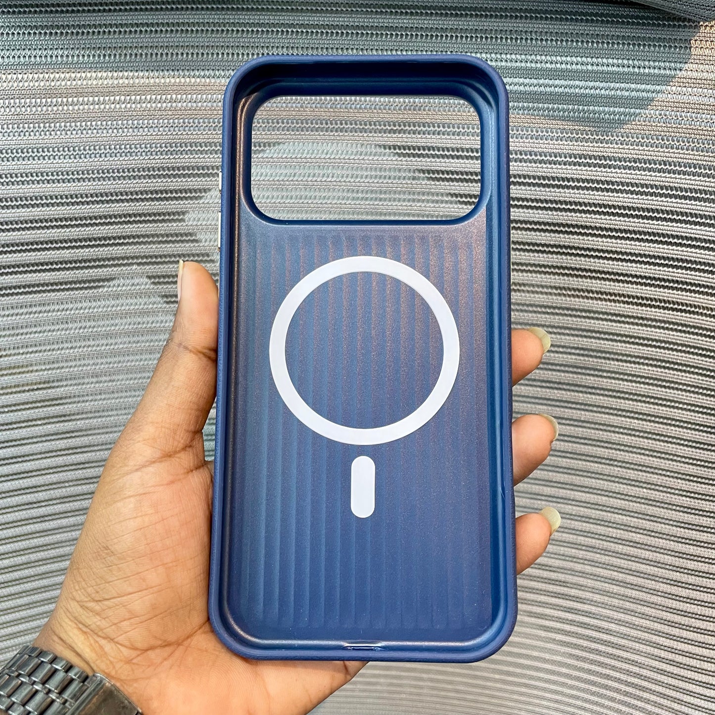 DualTone With WoodÉlite iPhone 17 Pro Case