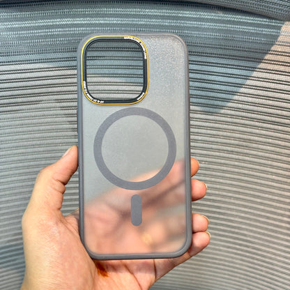 SmokeEdge MagSafe Clear iPhone Case