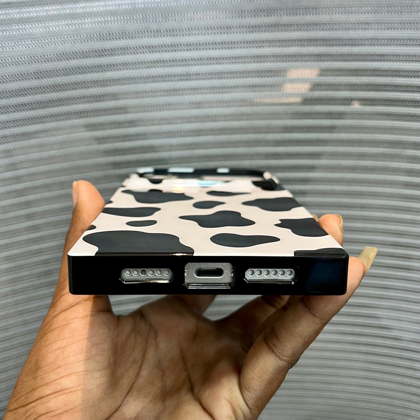 Black & White Printed Box iPhone 17 Series Case
