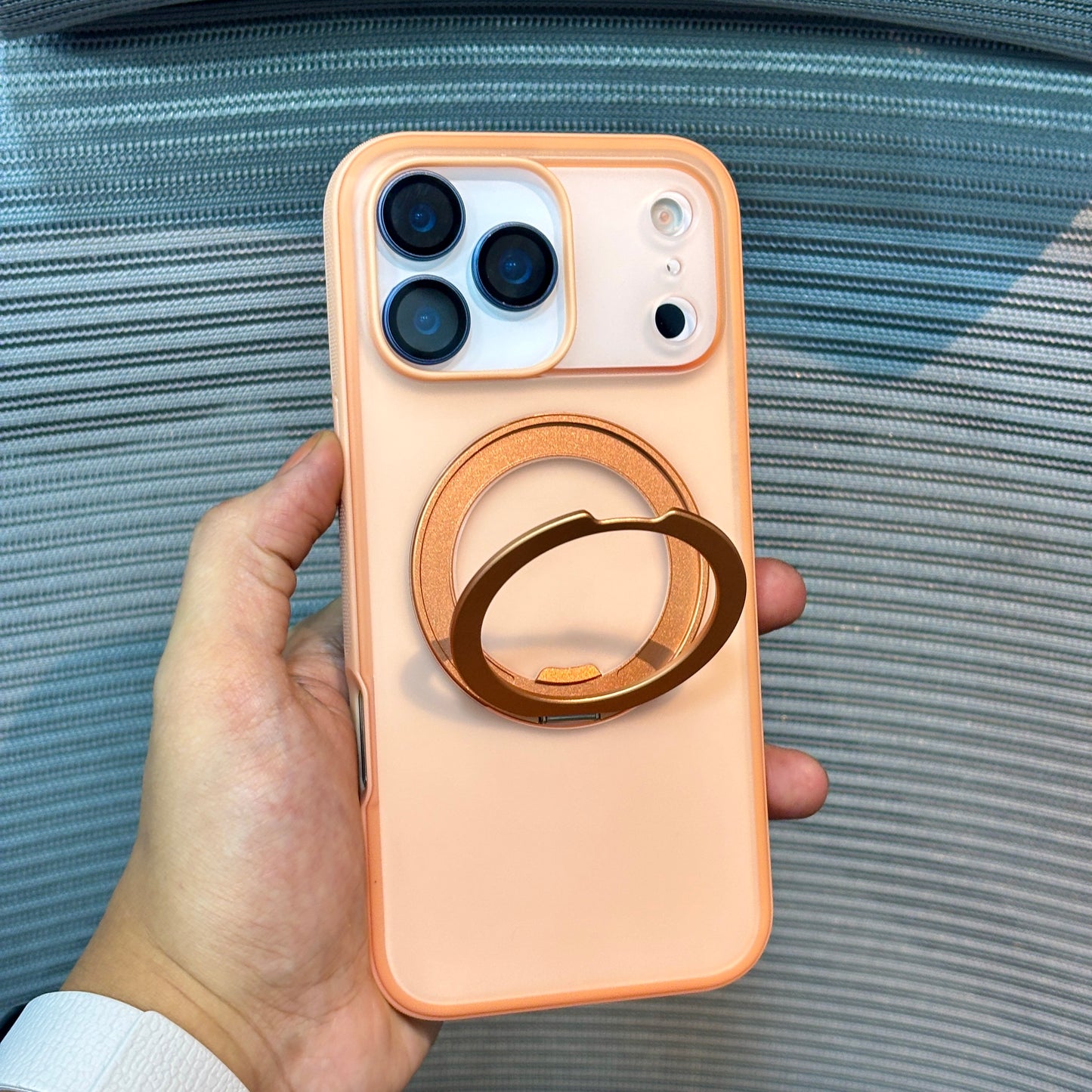 ArmorStand MagSafe Matte iPhone 17 Pro Case