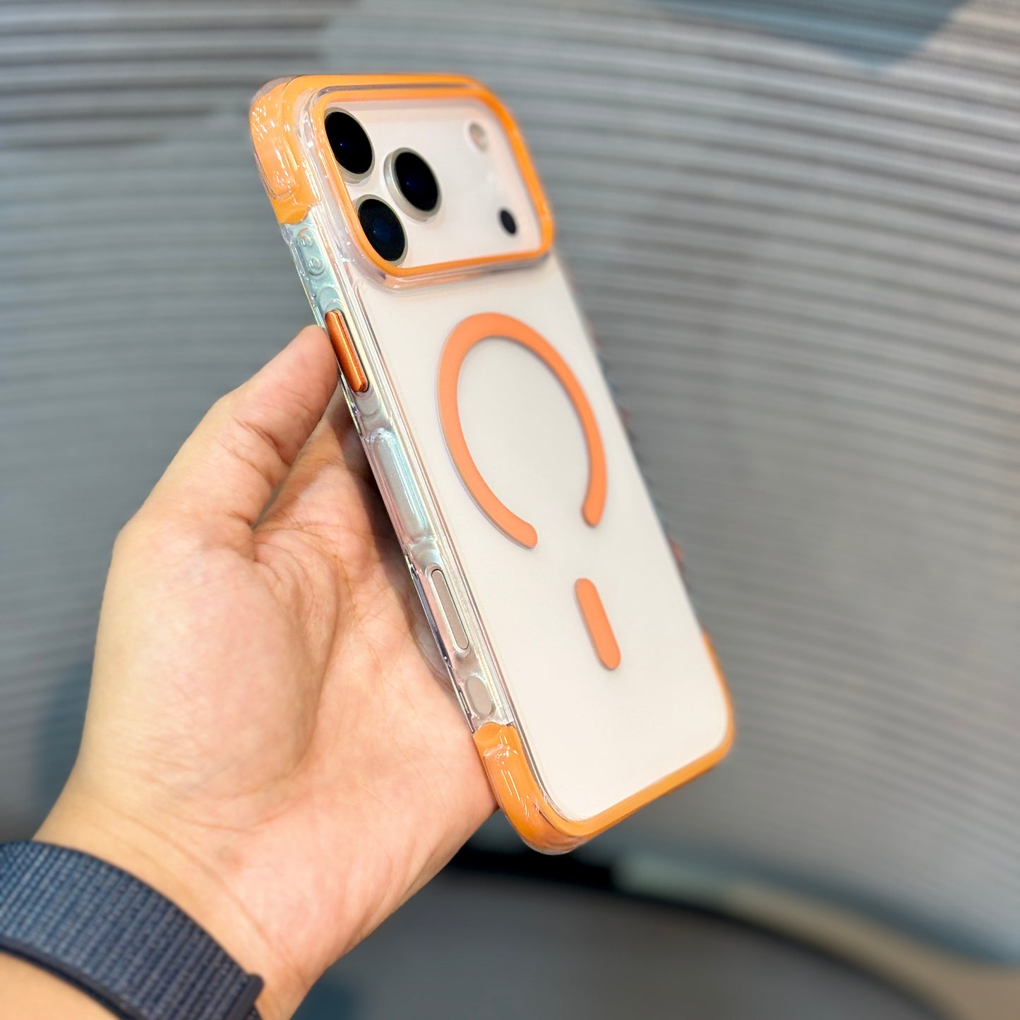 CrystalDefend MagSafe iPhone 17 Pro Case