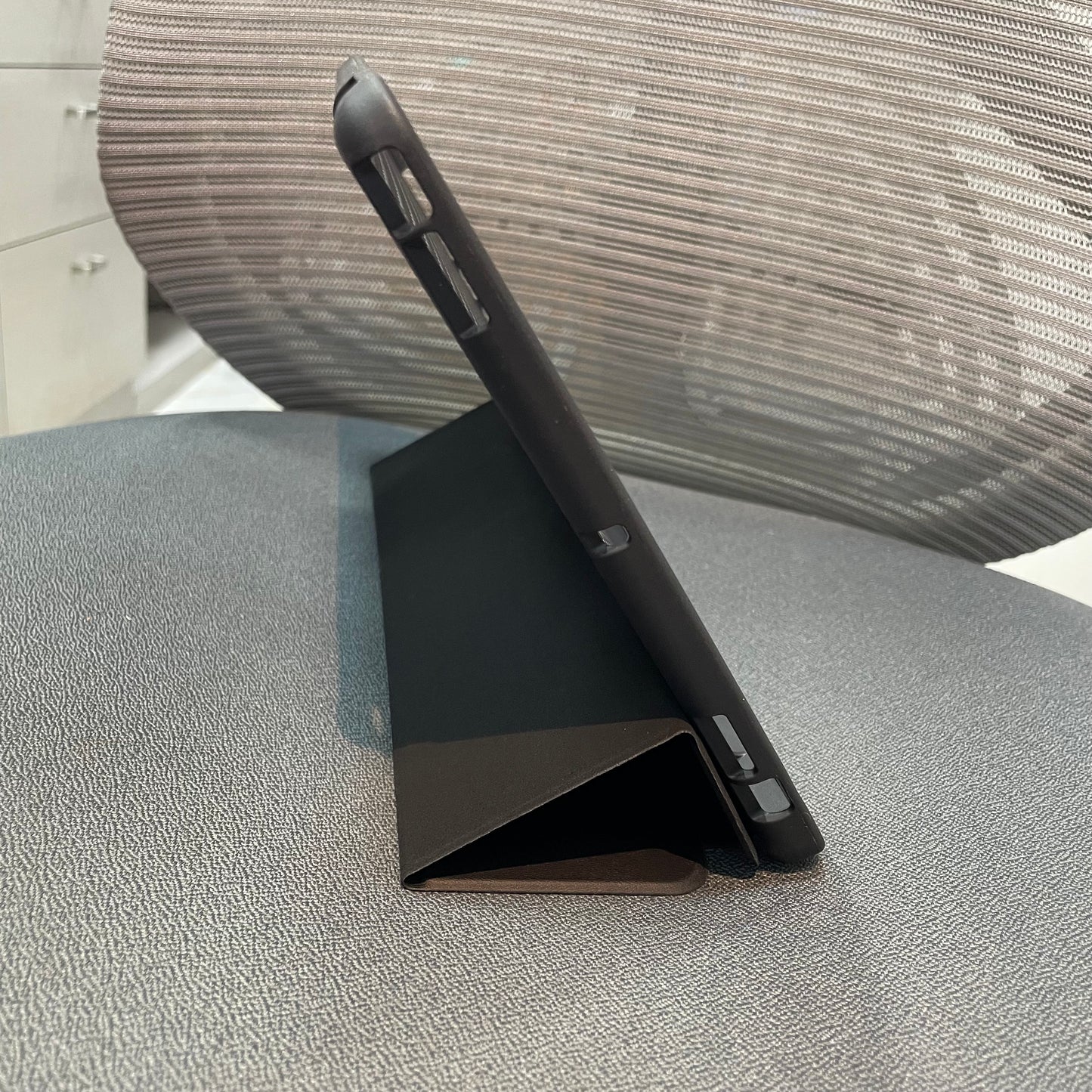 EdgeGuard iPad Case with Pencil Holder