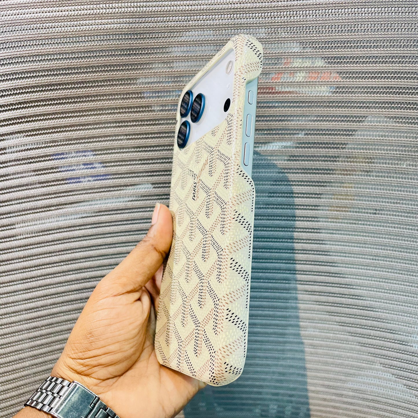 Luxe Printed Inner Fur iPhone 17 Pro Max Case