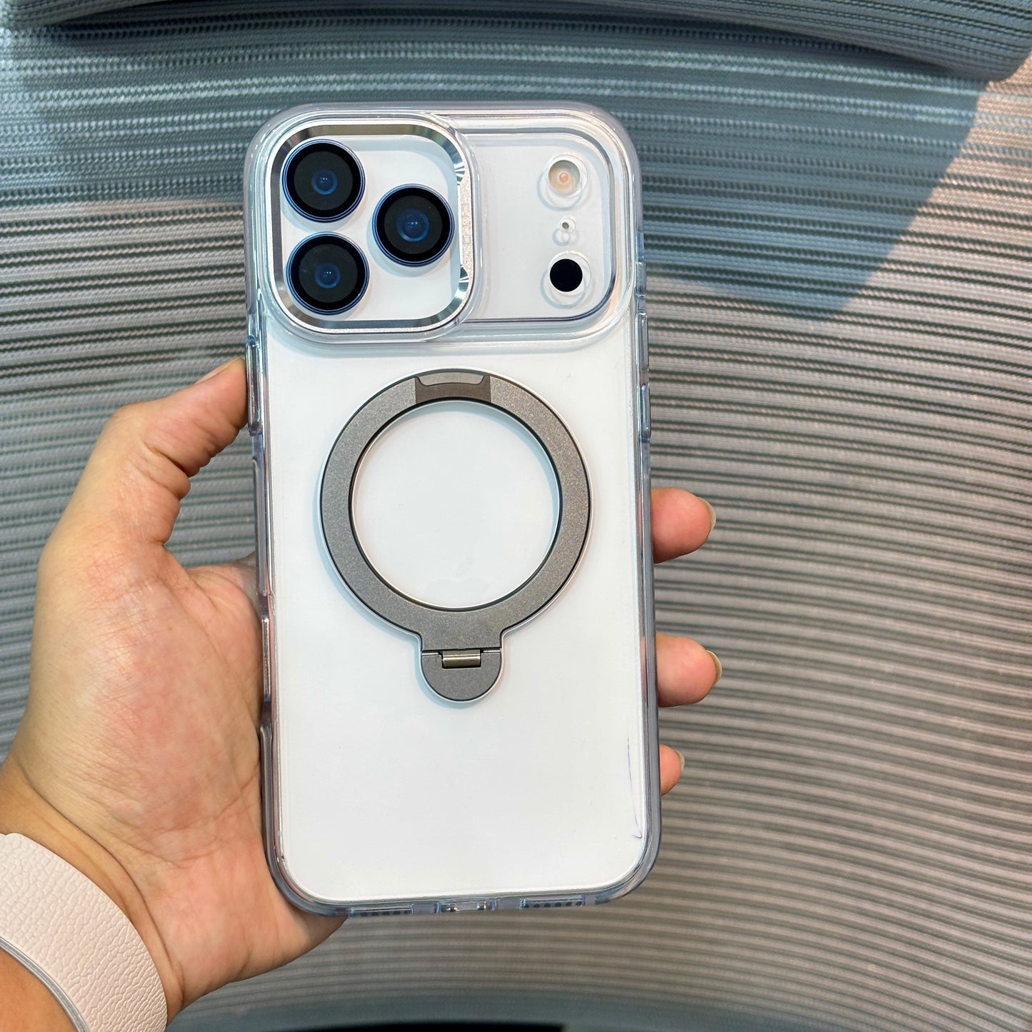 CrystalStand MagSafe iPhone 17 Pro Case