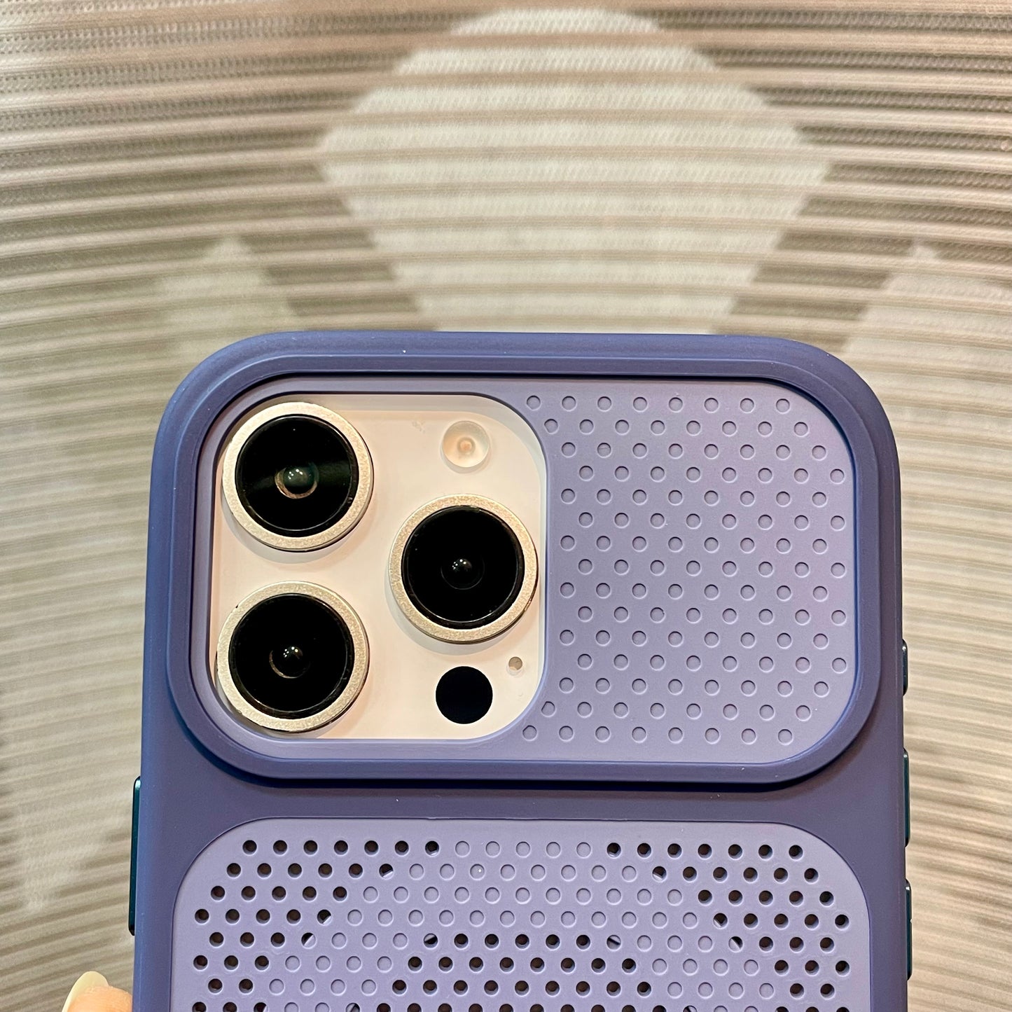 FusionDissipation MagSafe iPhone 15 Pro Case