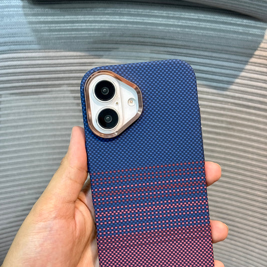 Carbonique MagSafe iPhone 16 Pro Case