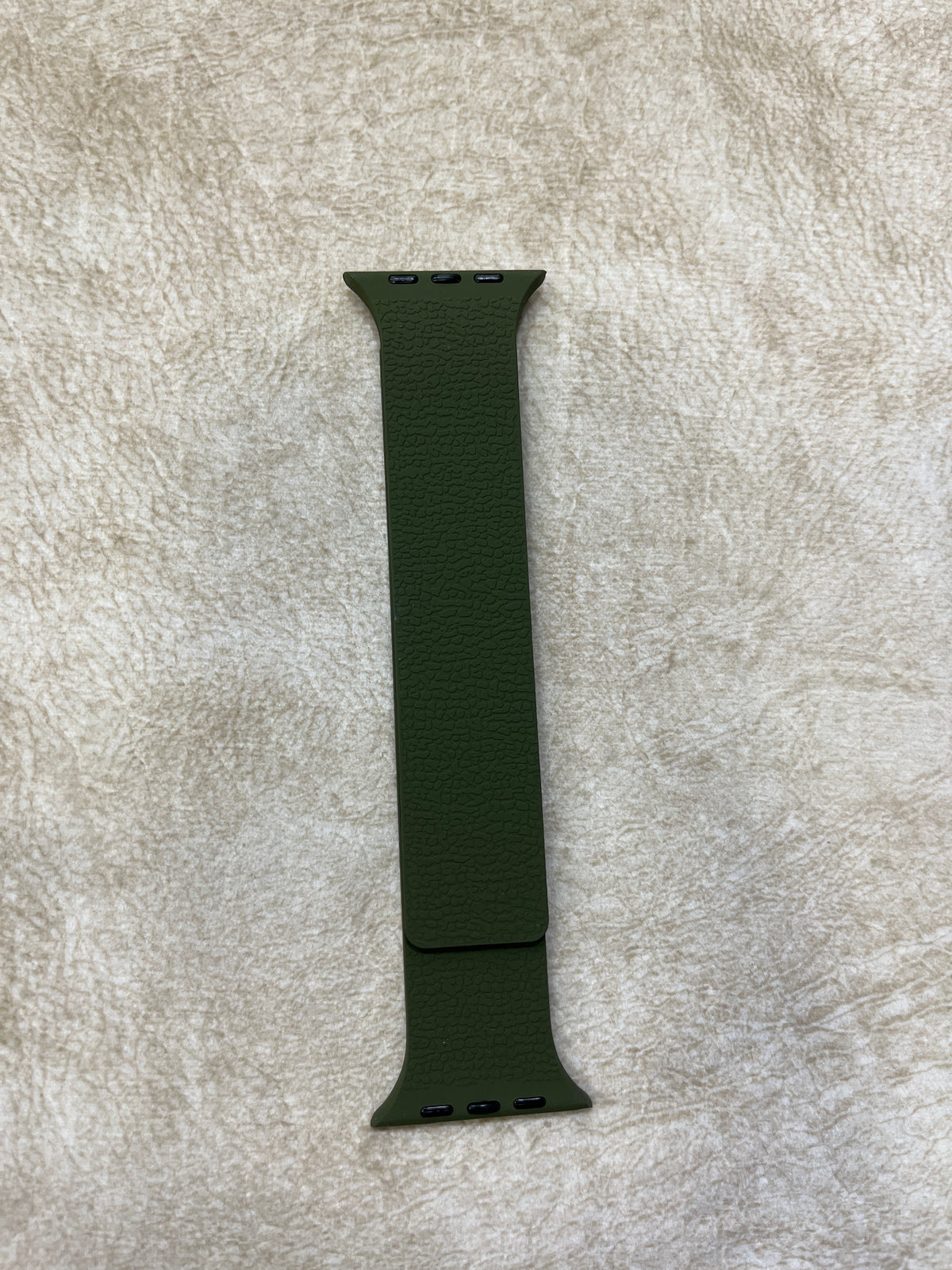 Embossed Magnetic Silicone Apple iWatch Strap