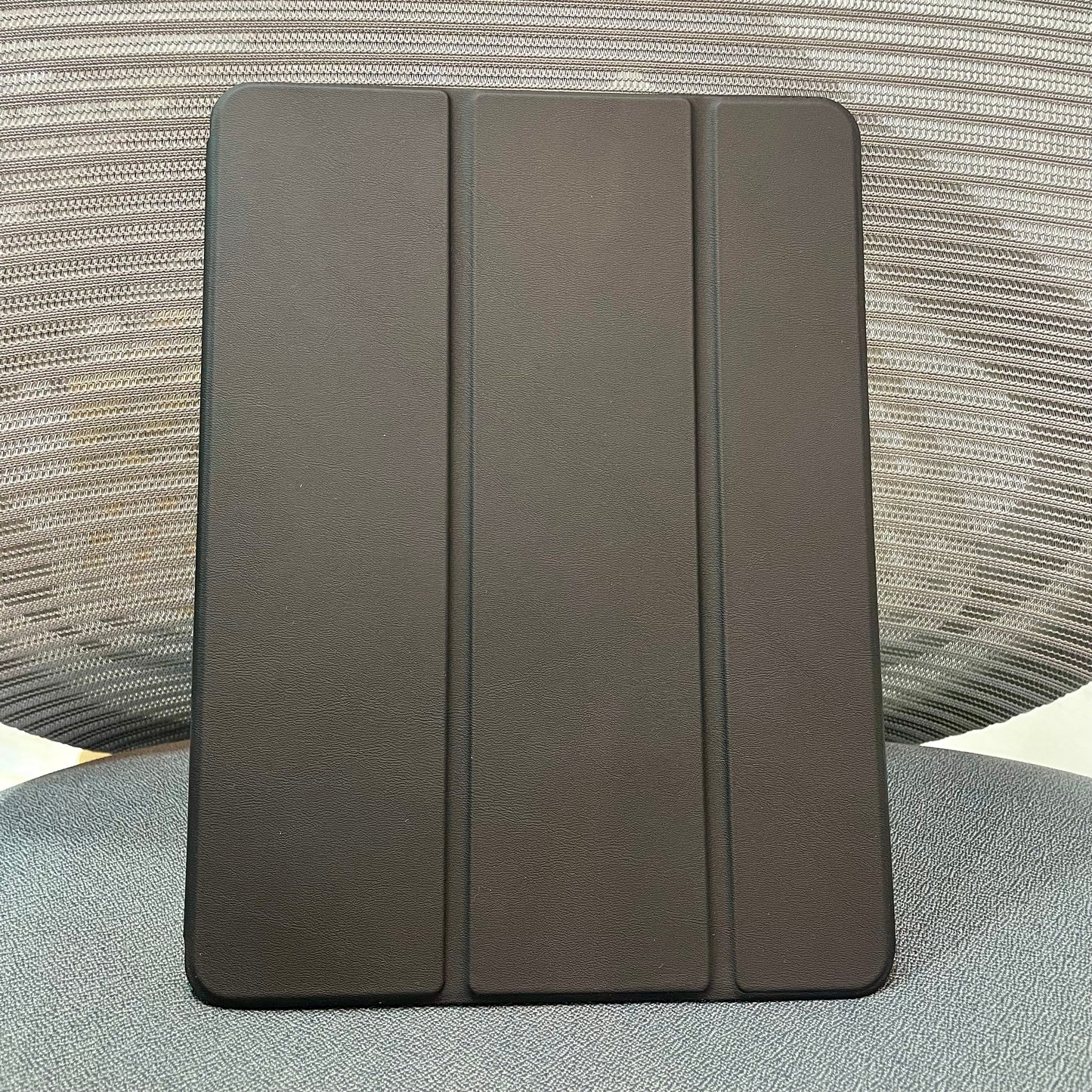 EdgeGuard iPad Case with Pencil Holder