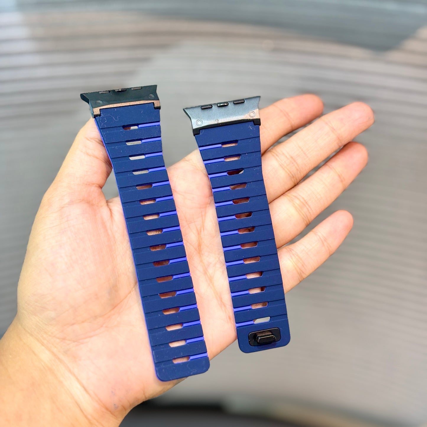 MagnoBand Silicone Apple Watch Strap