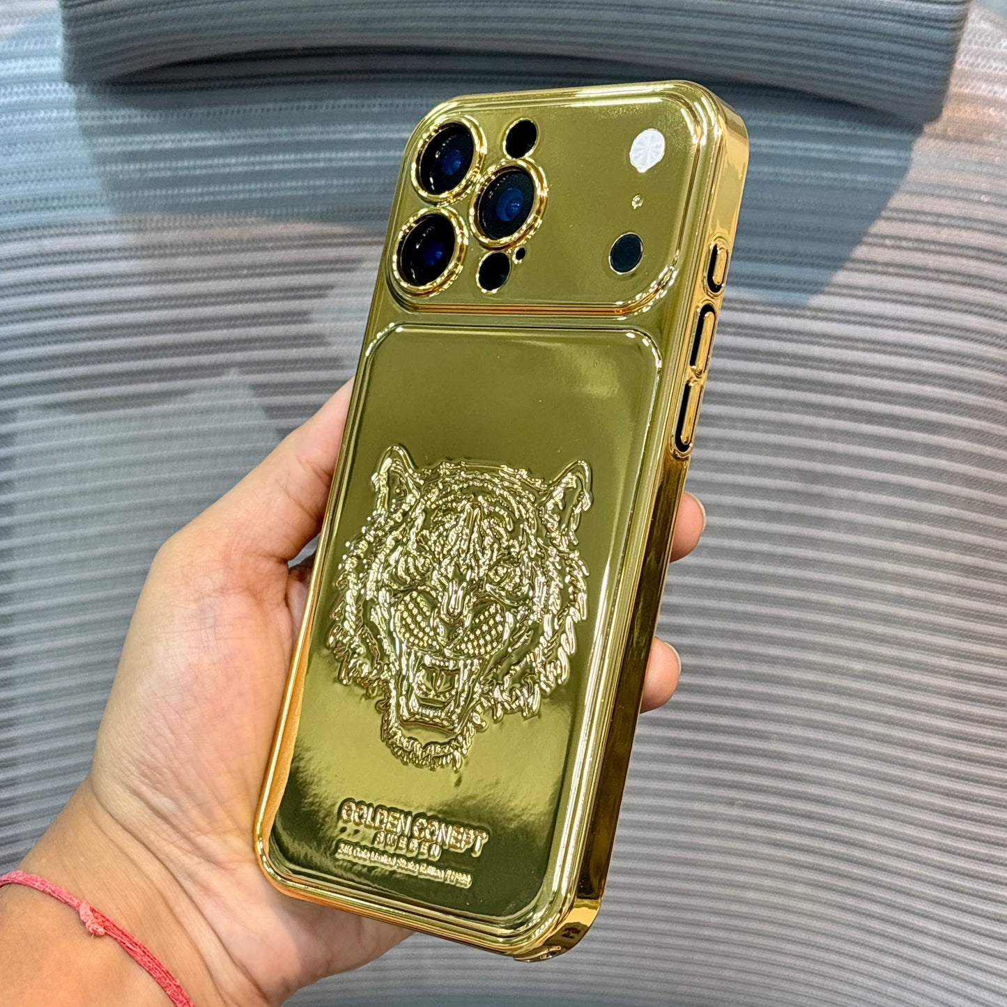 GoldLion Mirror iPhone 16 Series Case