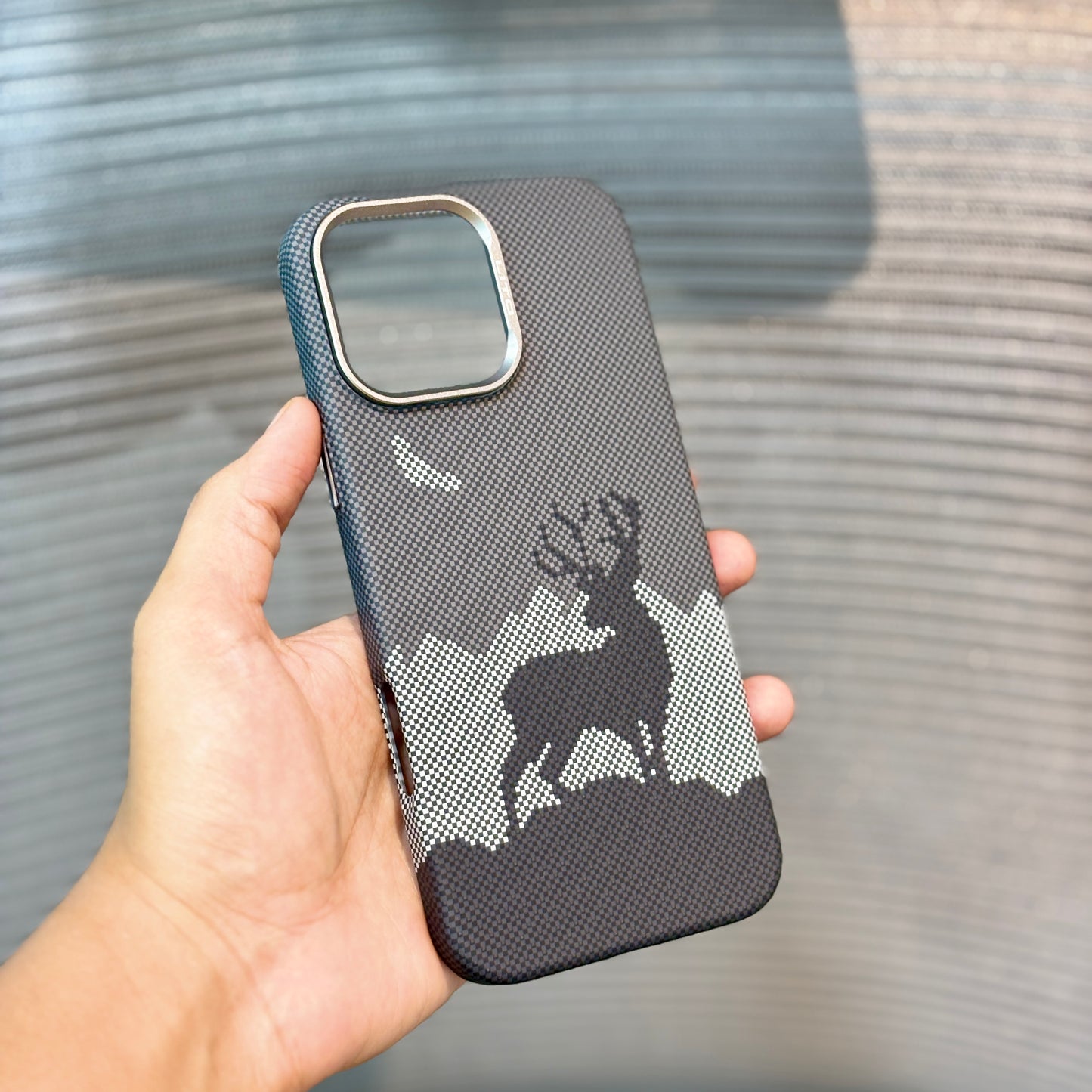 DeerBlack Carbon Fiber MagSafe iPhone 17 Case