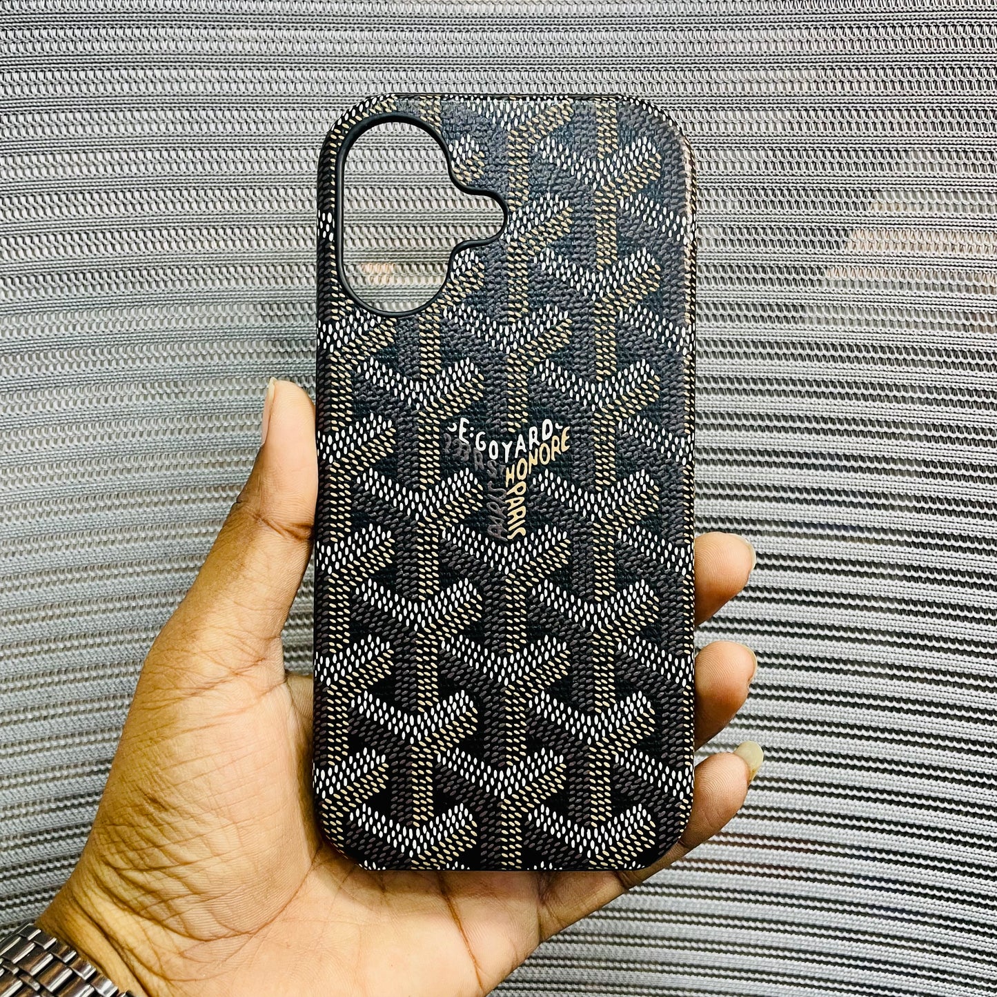 Luxe Printed Inner Fur iPhone 17 Case