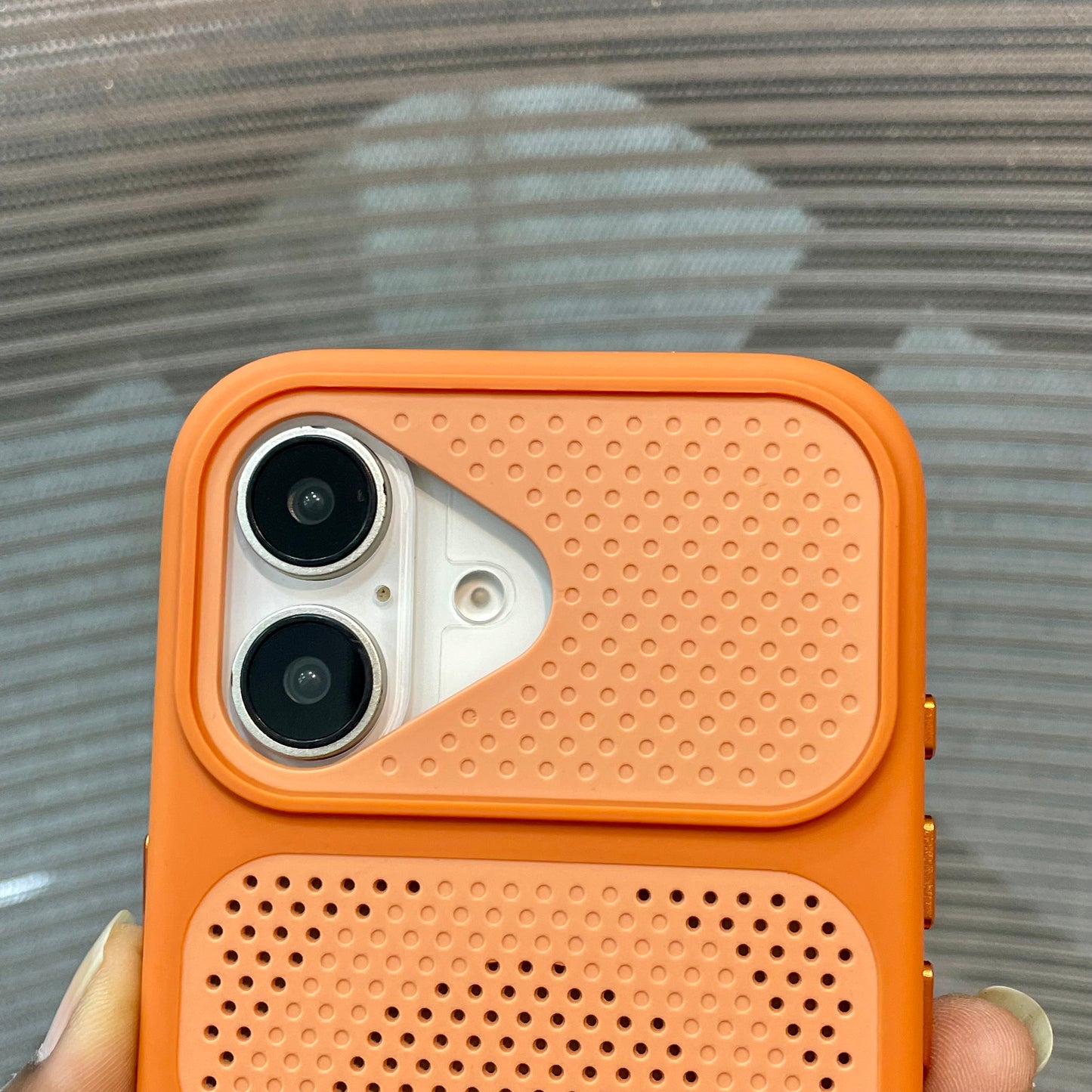 FusionDissipation MagSafe iPhone 16 Case