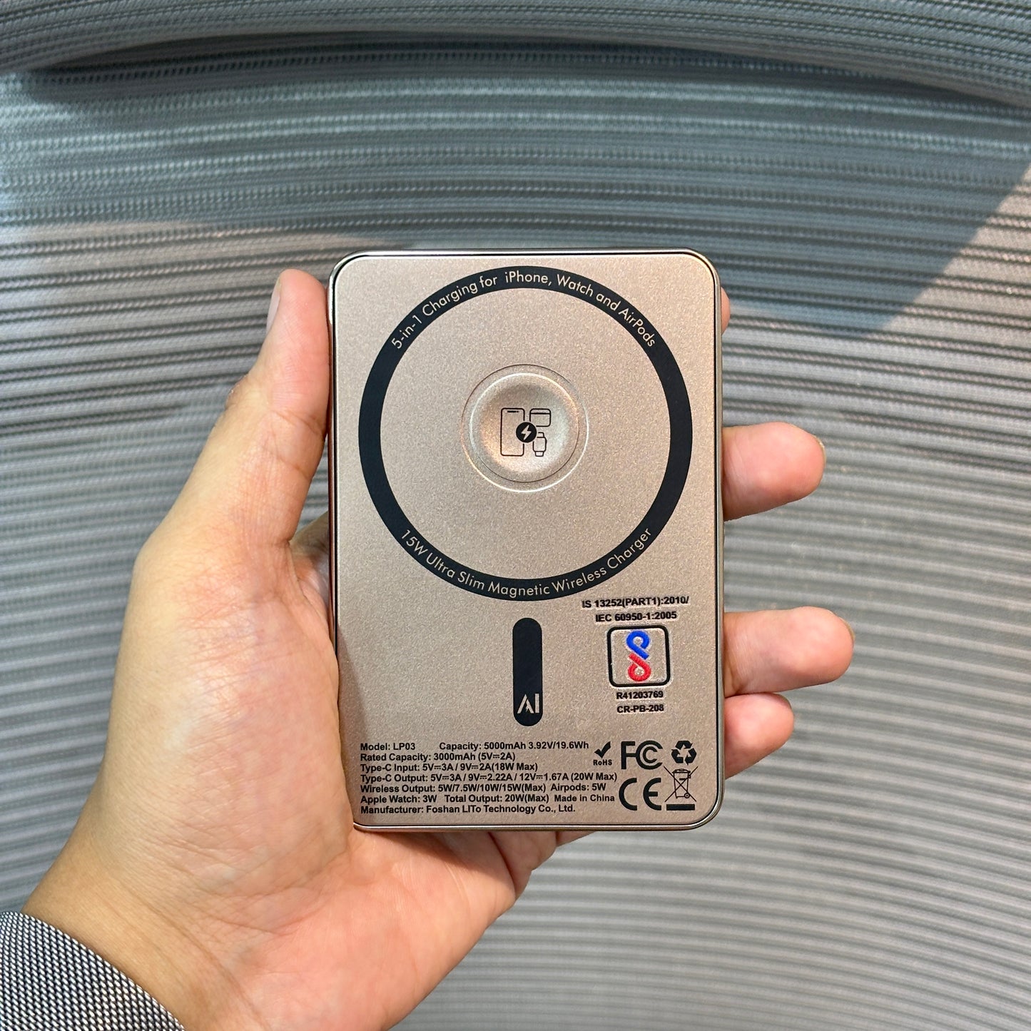 Volture 5-in-1 Magnetic Power Bank ( 5000 mAh )