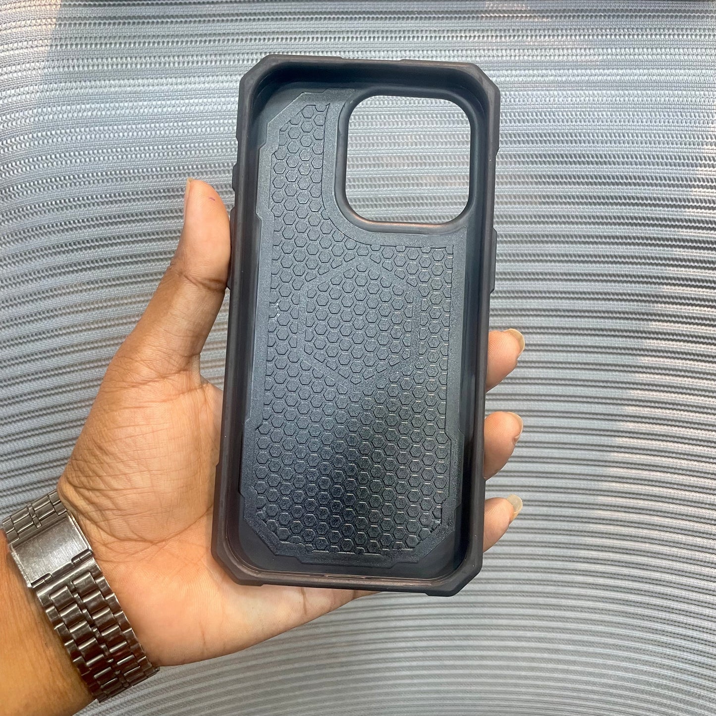 StandCore MagSafe iPhone 16 Pro Case