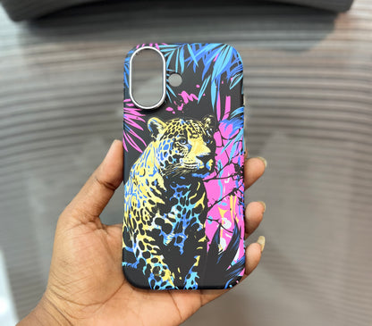 Leopard Texture MagSafe iPhone 17 Cover