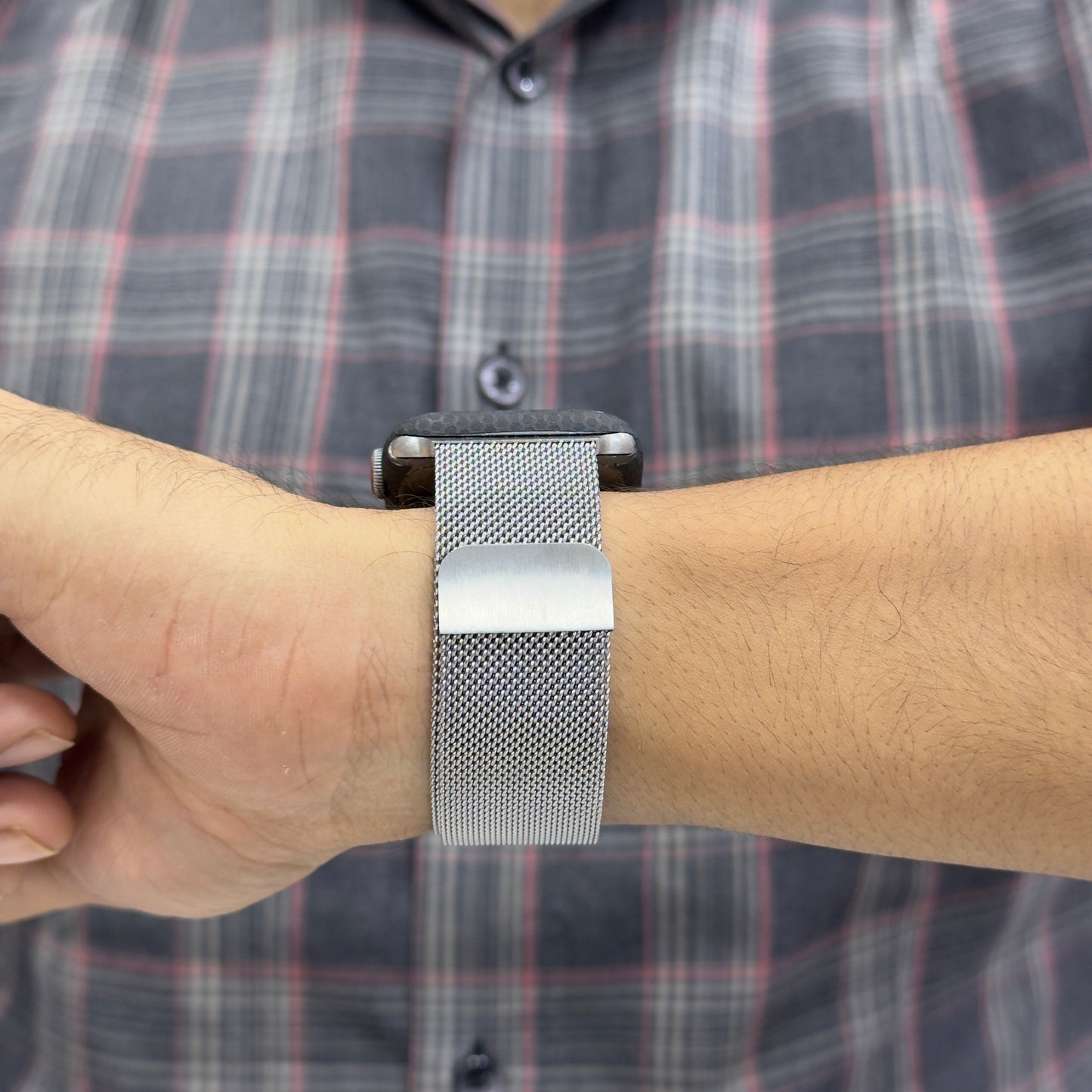 Magnetic Milanese Apple Watch Strap