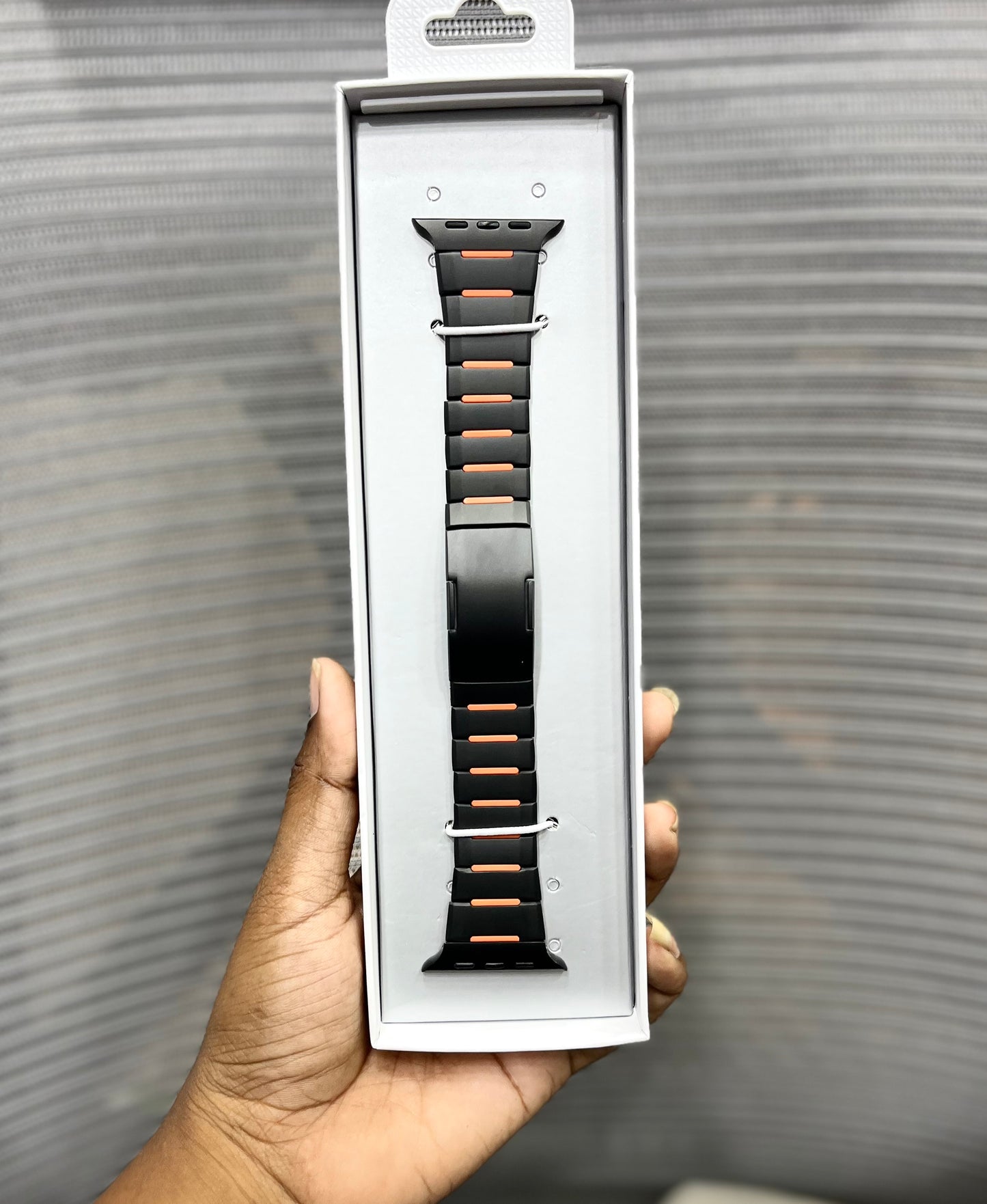 DualTone Metal & Silicone Hybrid iWatch Strap