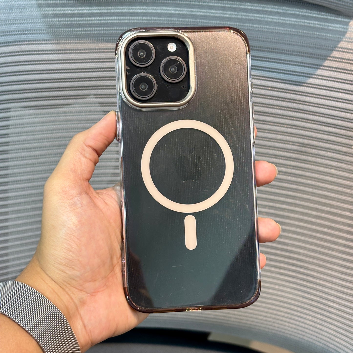 ClearStand MagSafe iPhone 16 Series Case