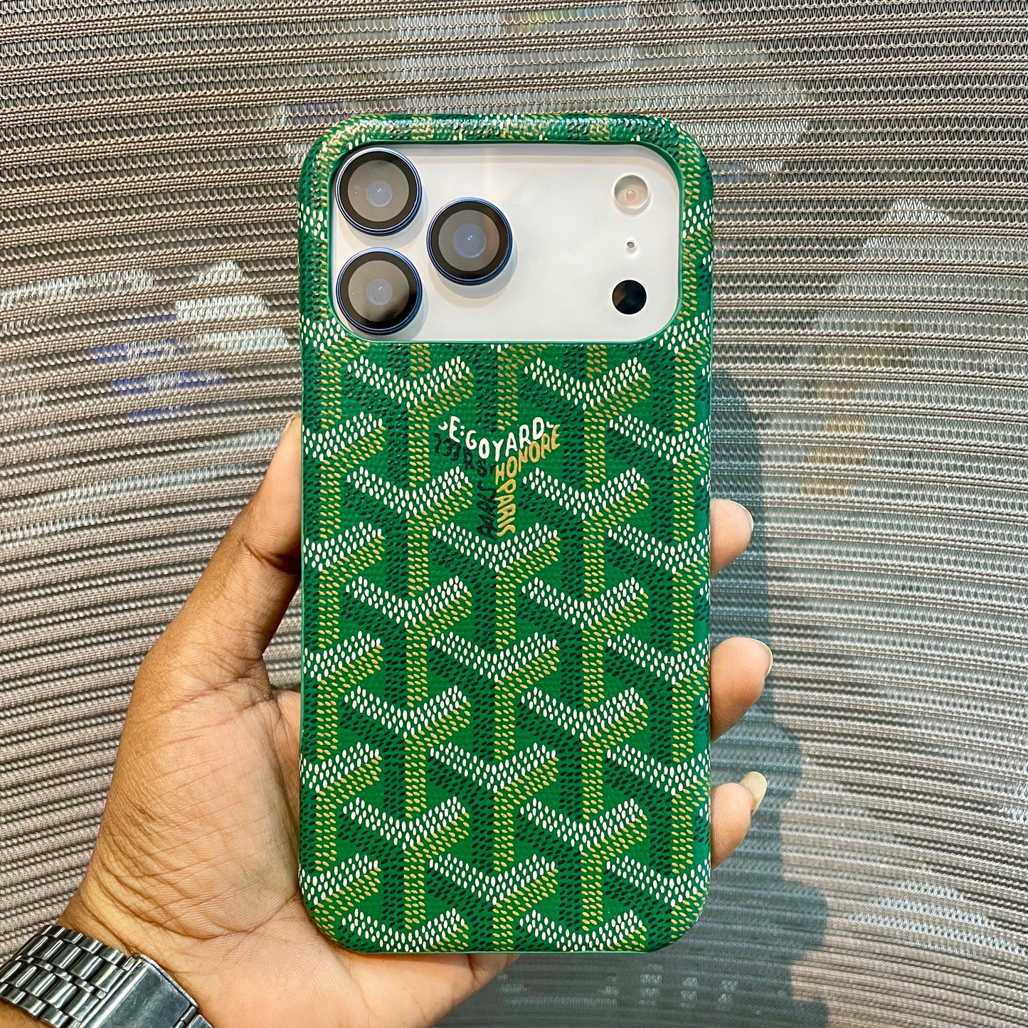 Luxe Printed Inner Fur iPhone 17 Pro Case