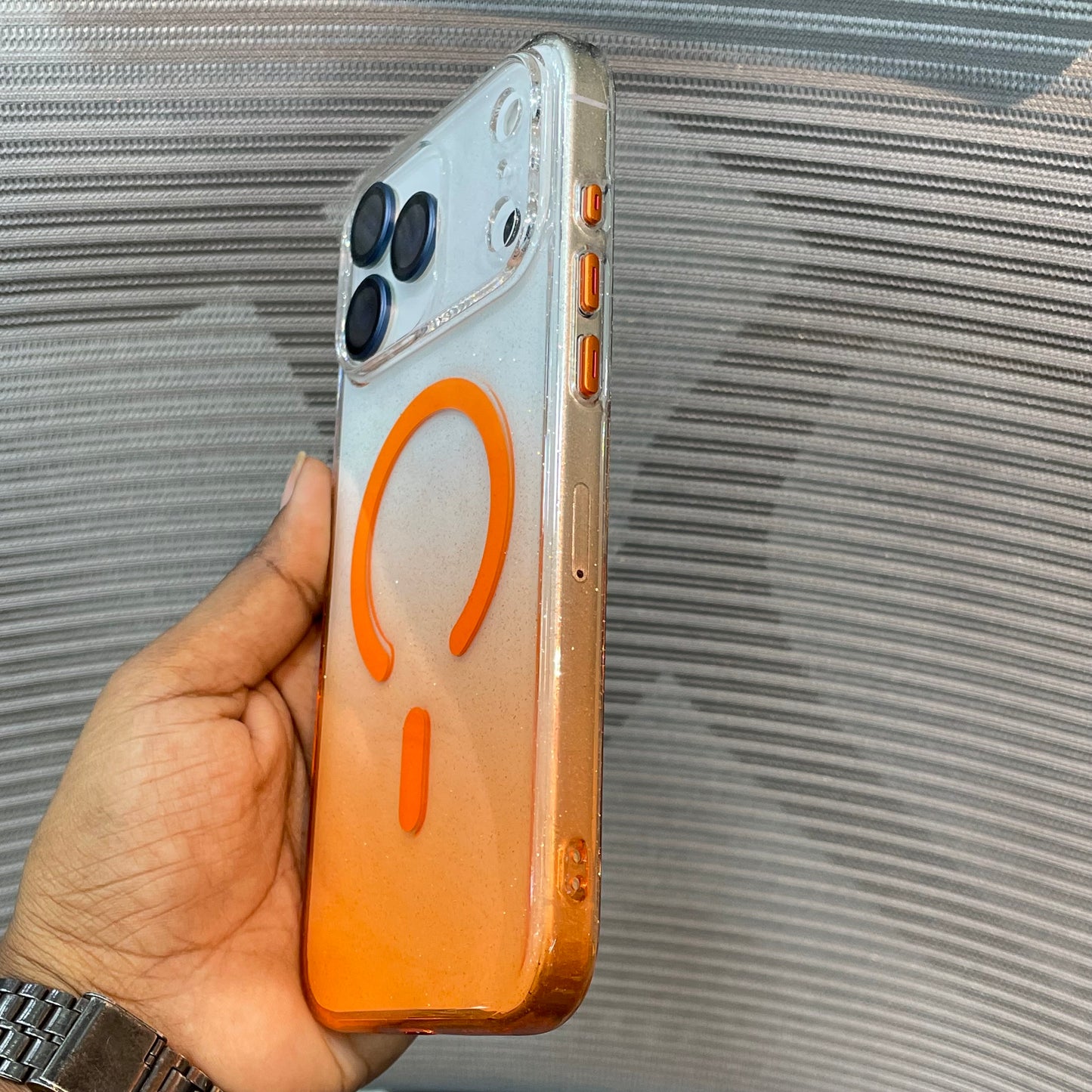 GlintAura MagSafe iPhone 17 Pro Case