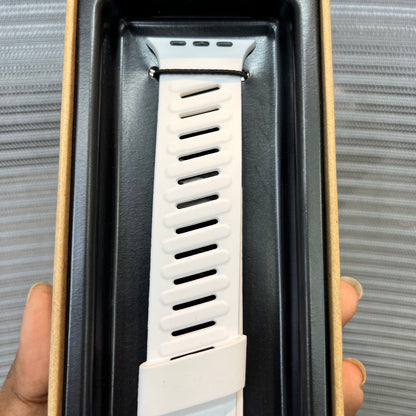 PressLock Silicone iWatch Strap