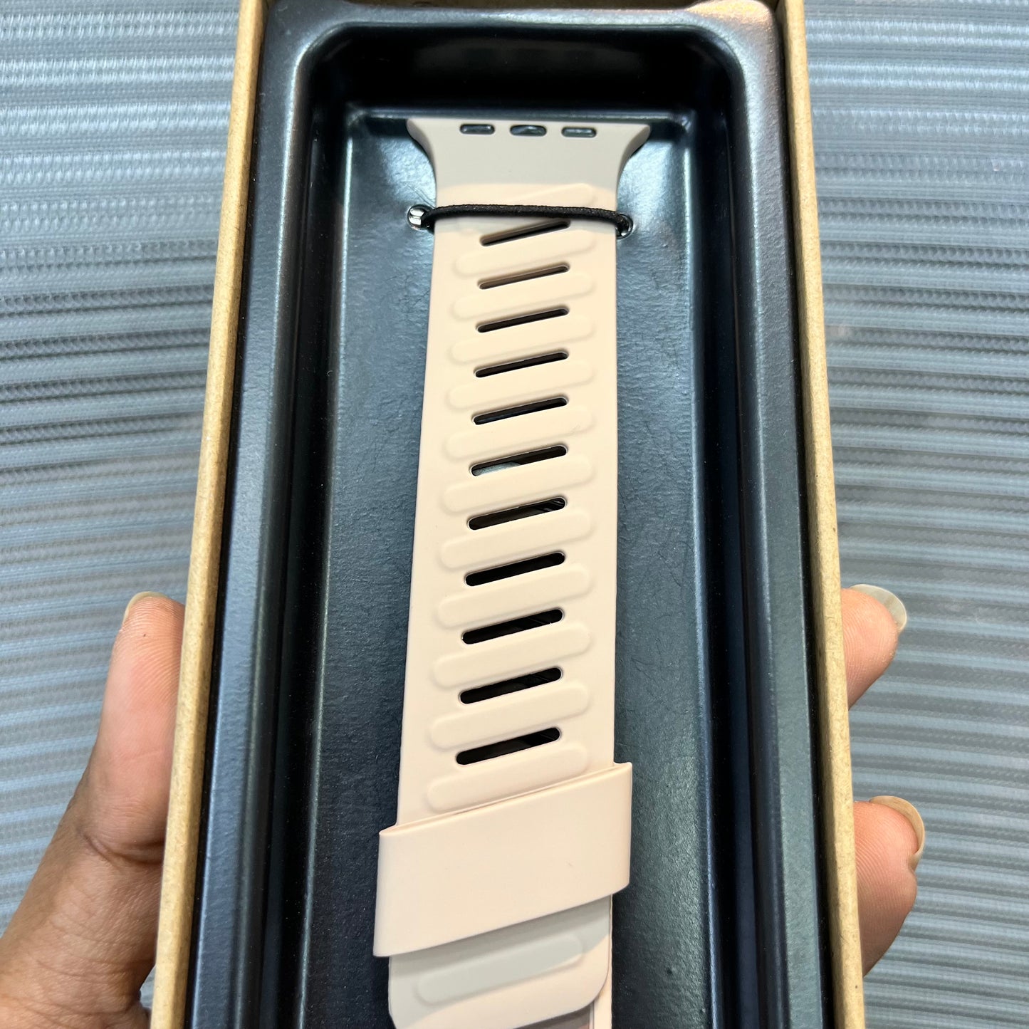 PressLock Silicone iWatch Strap