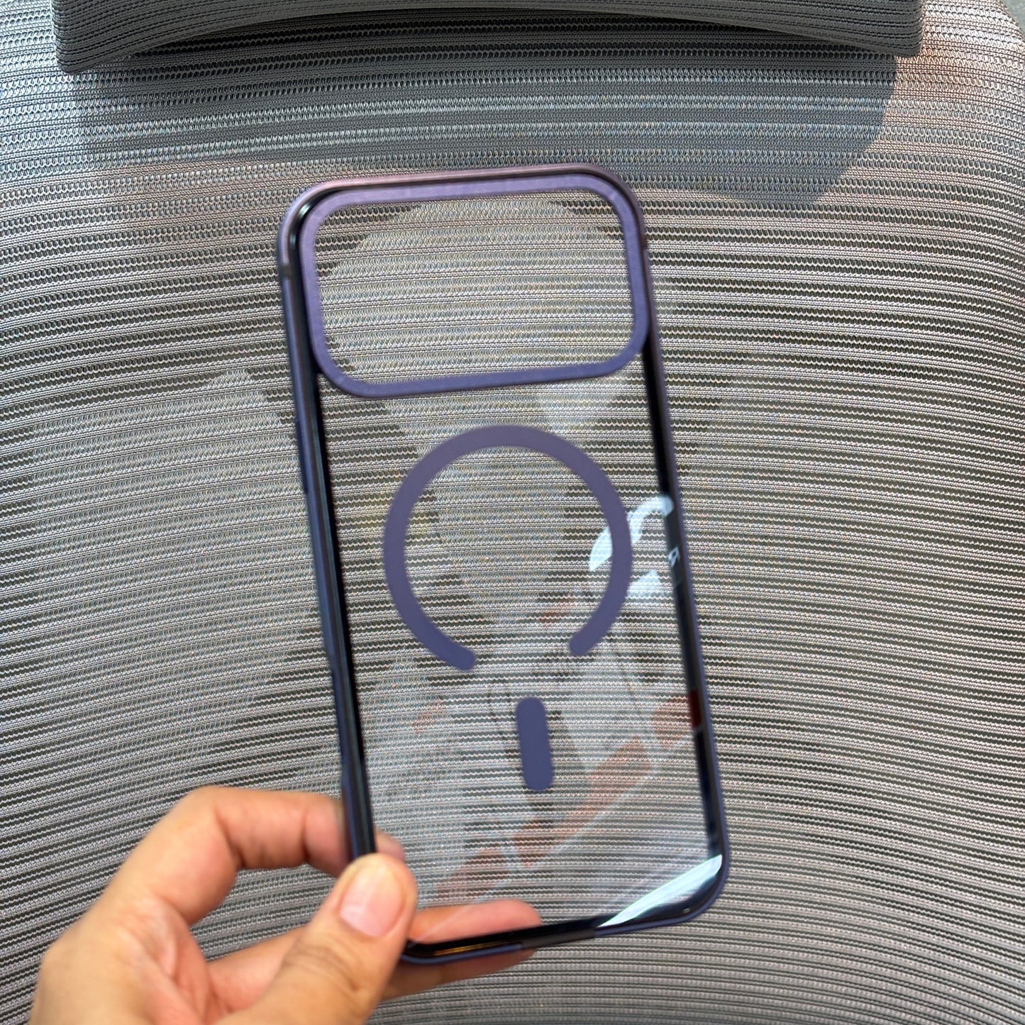 LumiFrame MagSafe iPhone 17 Case