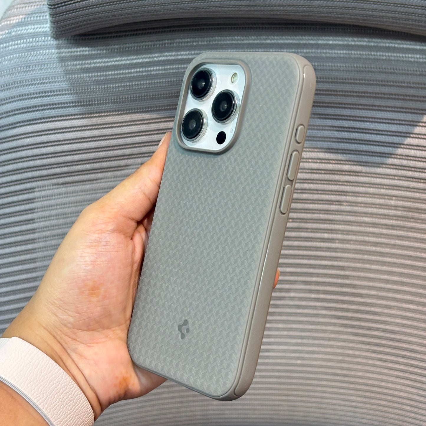 ChevronGrip MagSafe iPhone Case