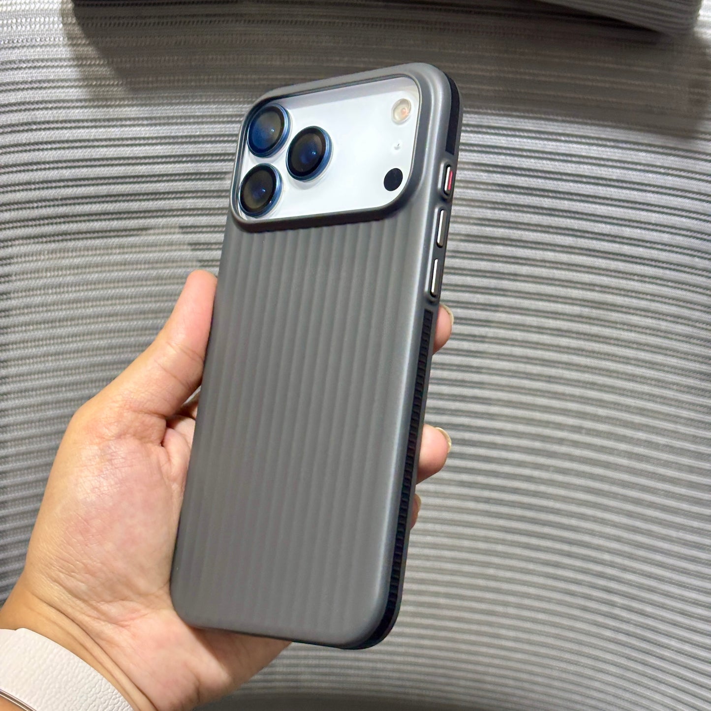 StripeTouch MagSafe iPhone 17 Pro Max Case