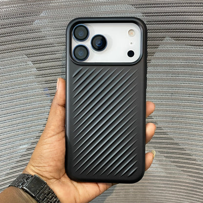 WaveCore MagSafe iPhone  17 Series Case