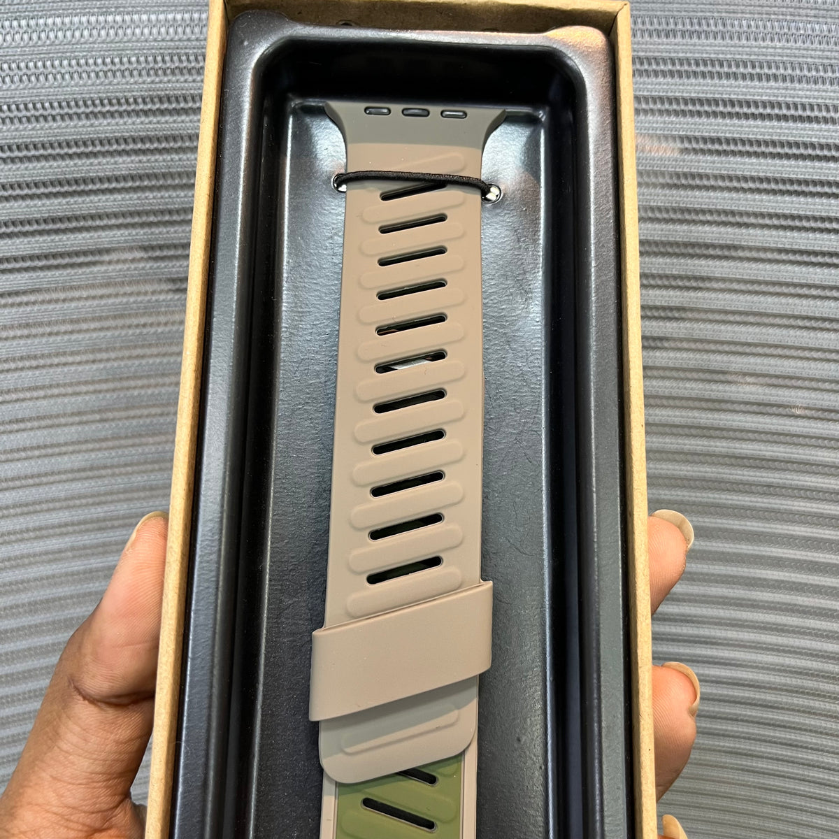 PressLock Silicone iWatch Strap