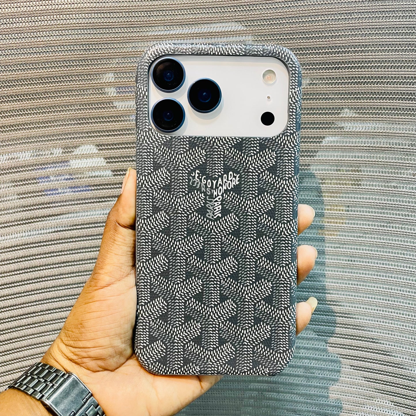 Luxe Printed Inner Fur iPhone 17 Pro Max Case