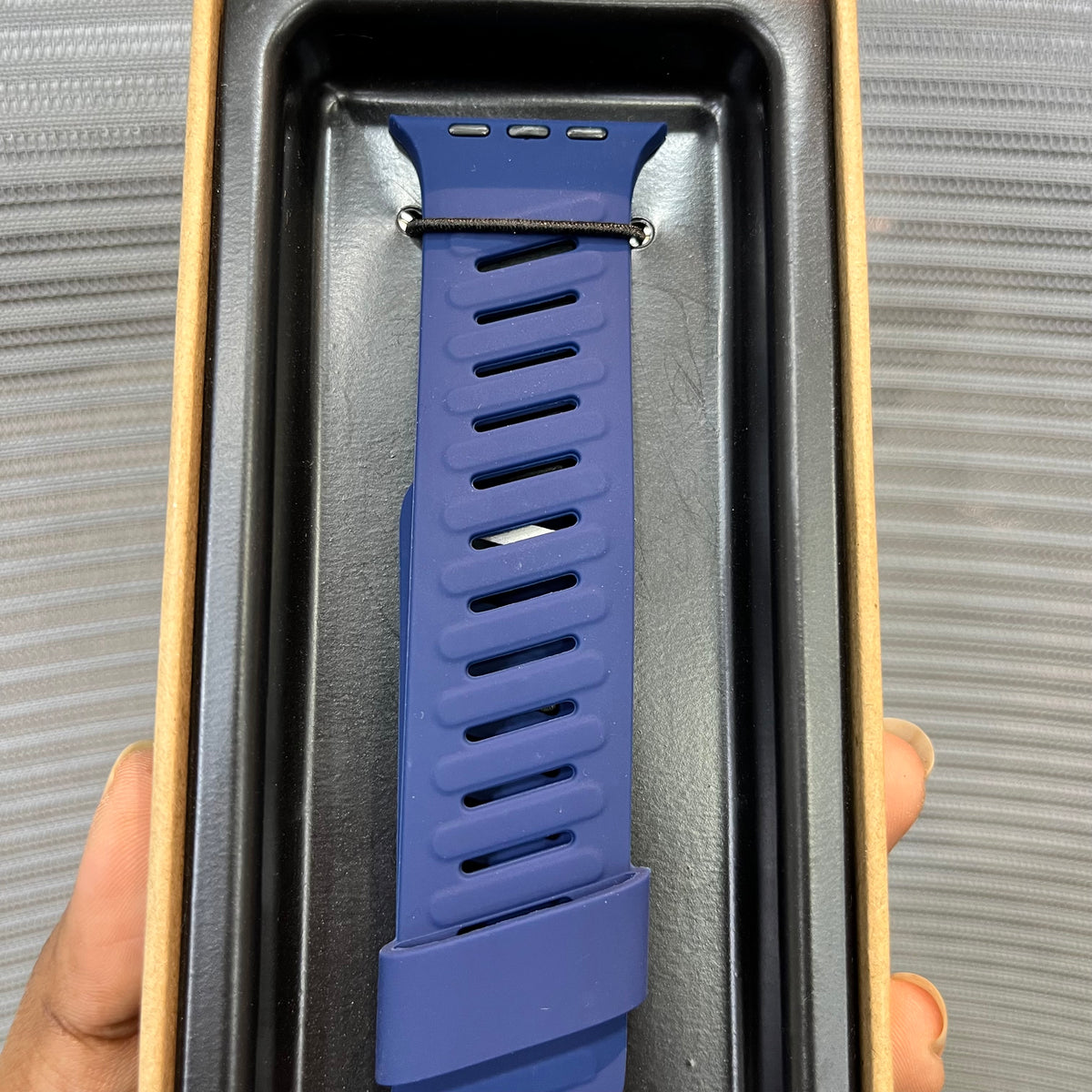 PressLock Silicone iWatch Strap