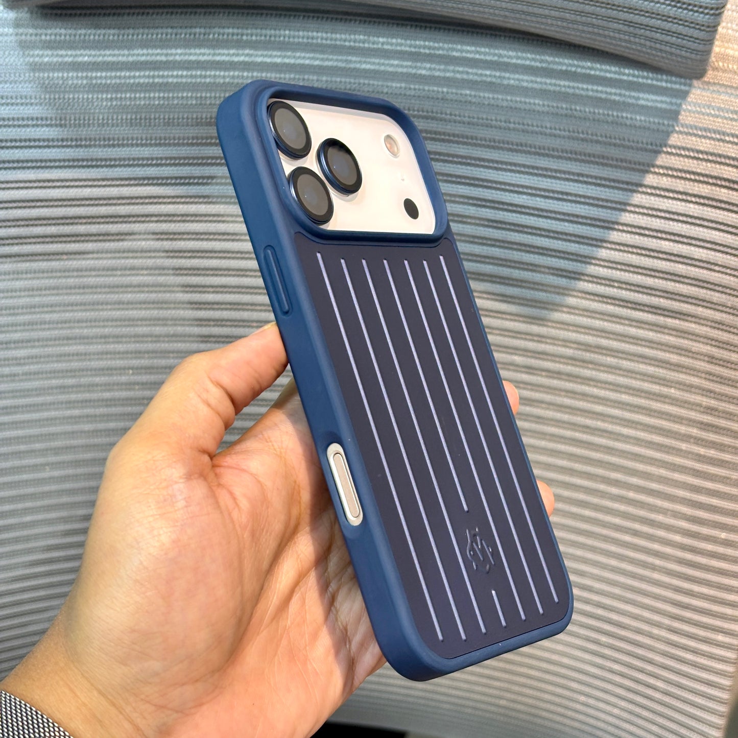 GrooveShield Aluminium iPhone 17 Pro Case