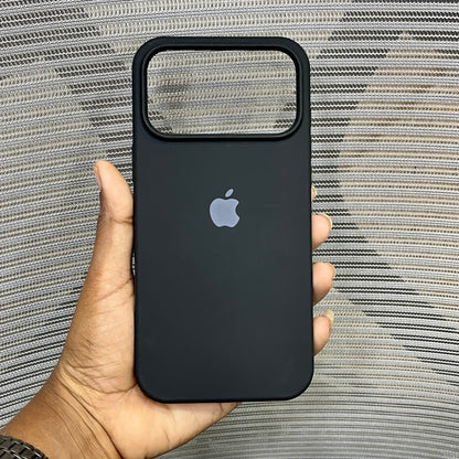 Silicone Logo MagSafe iPhone 17 Pro Case
