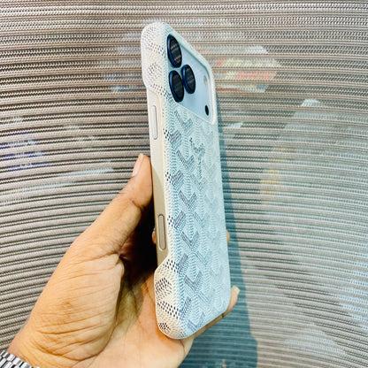 Luxe Printed Inner Fur iPhone 17 Pro Case
