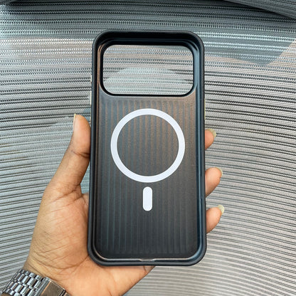 DualTone With WoodÉlite iPhone 17 Pro Case