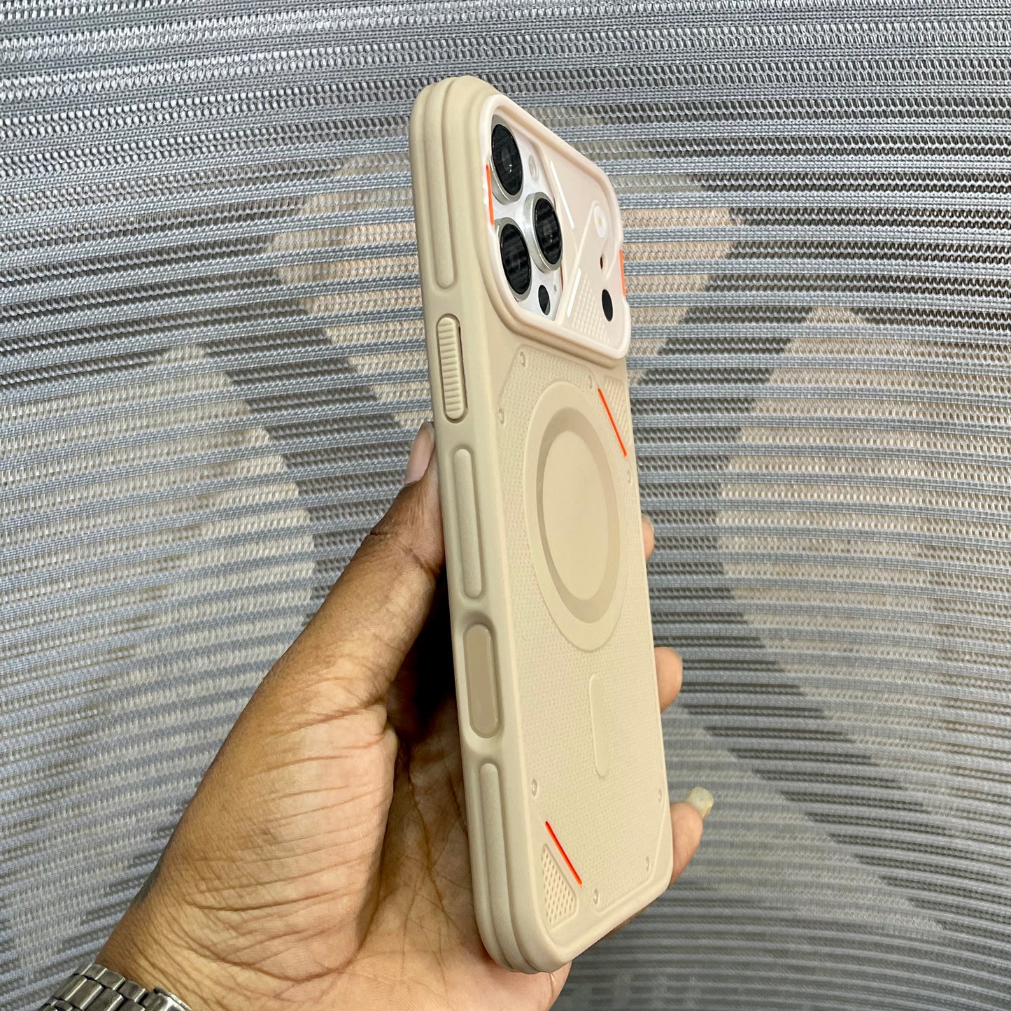NeoGuard MagSafe Converter iPhone 16 Pro Max Case