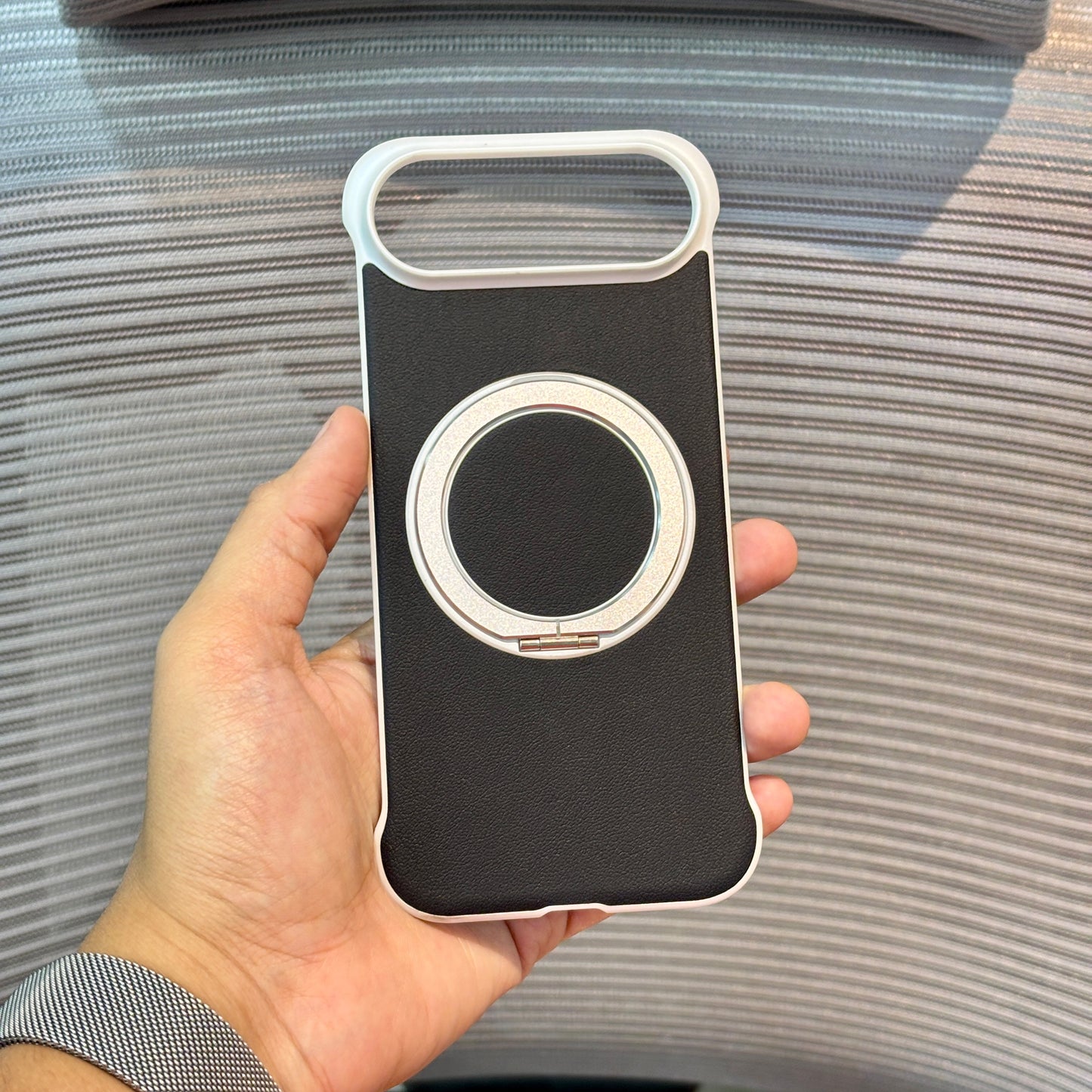 Axis Stand MagSafe iPhone 15 Series Case