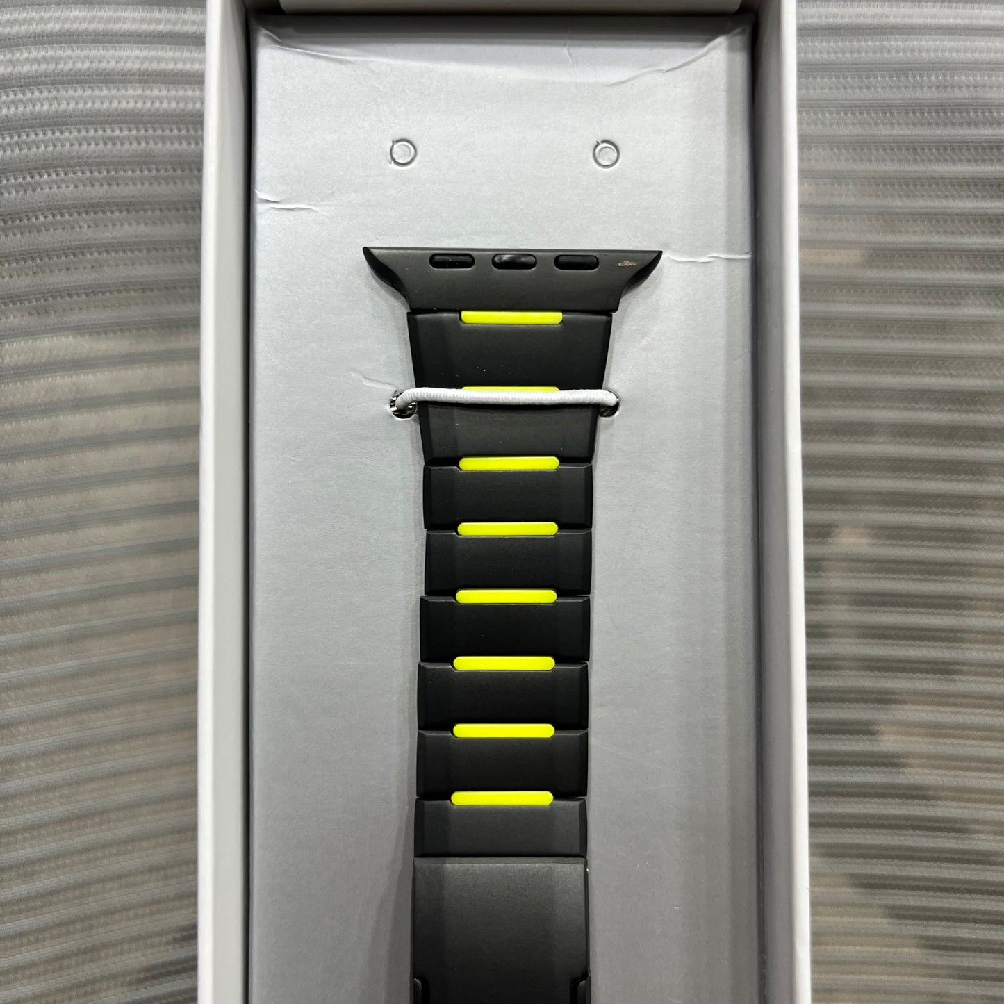 DualTone Metal & Silicone Hybrid iWatch Strap