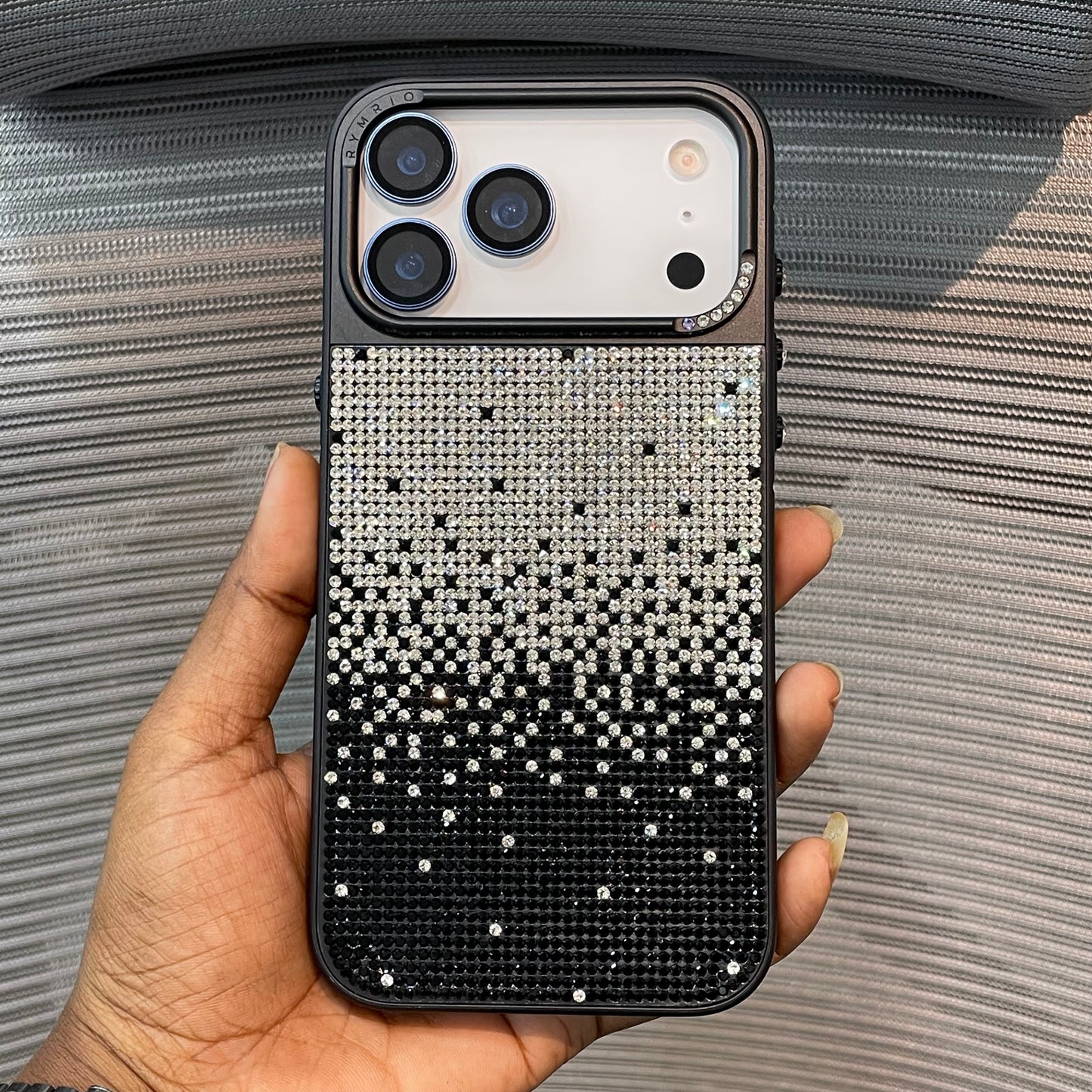 DiamondAura MagSafe iPhone 17 Pro Case