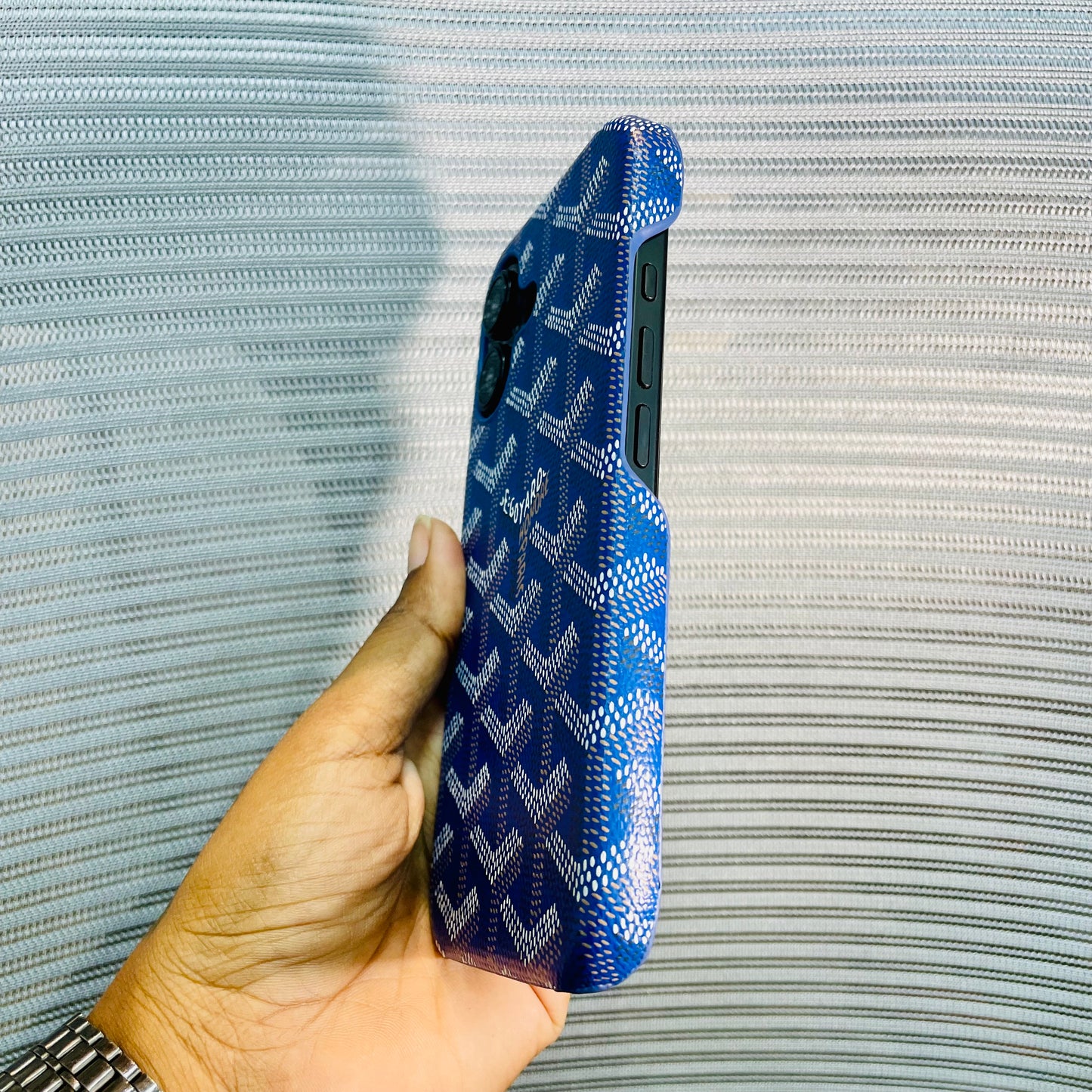 Luxe Printed Inner Fur iPhone 17 Case