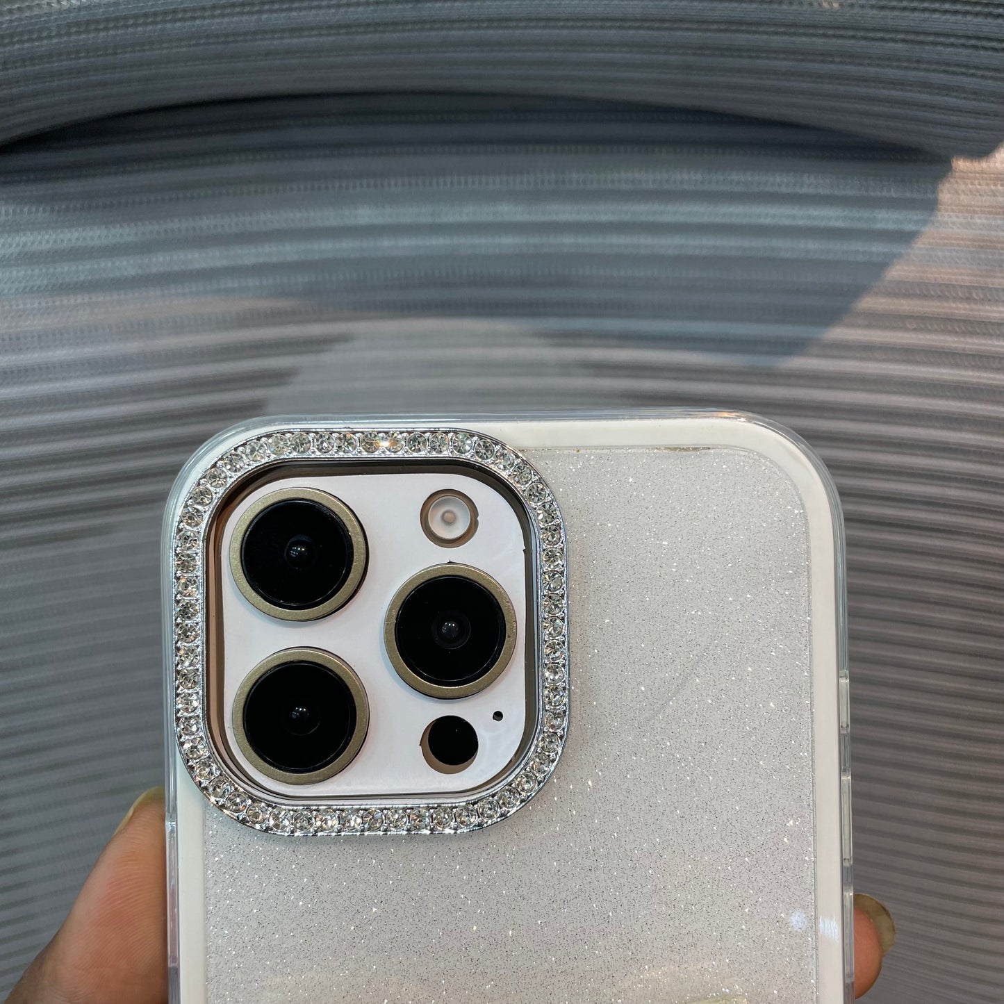 BowÉlite Glitter iPhone 15 & 16 Series Case